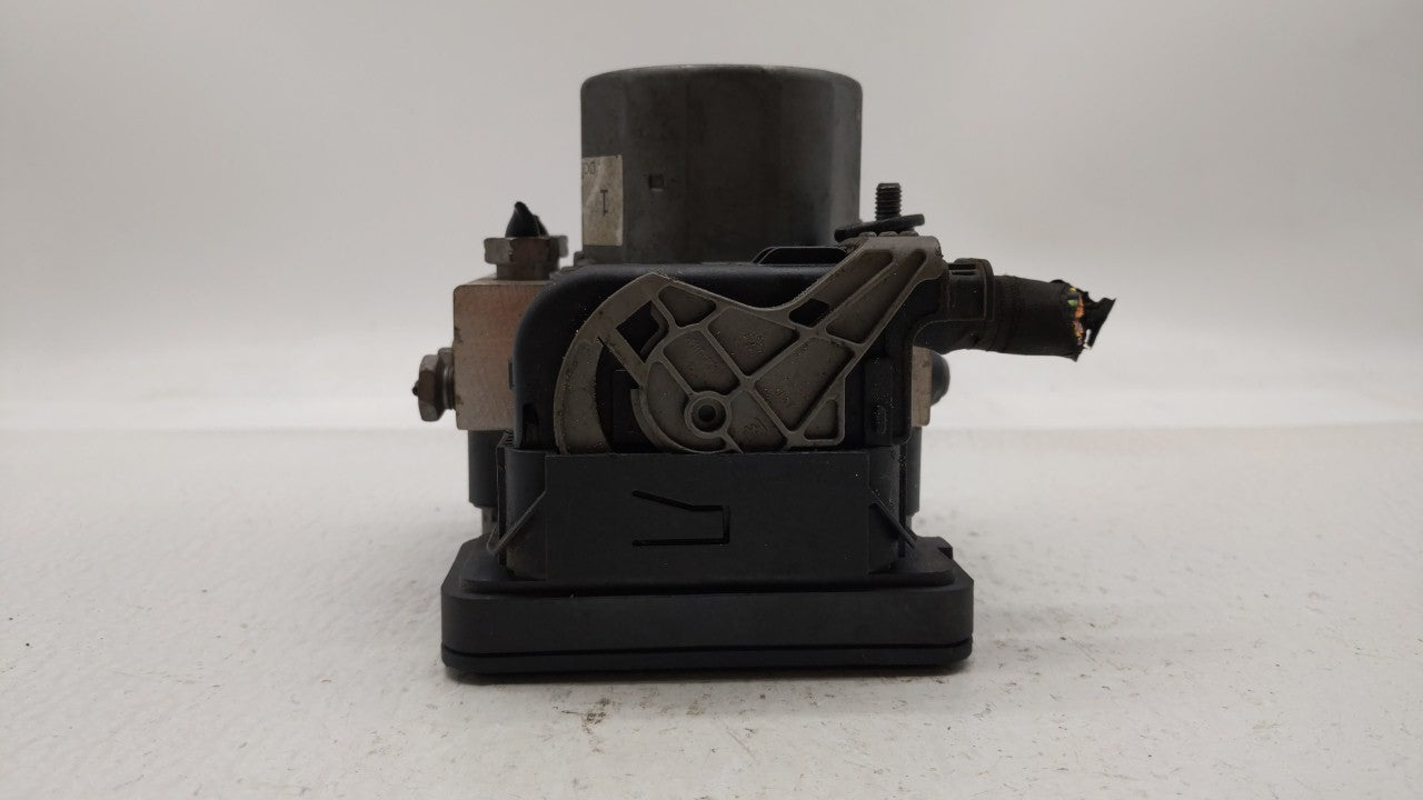 2013-2014 Lincoln Mks ABS Pump Control Module Replacement P/N:DG13-2C405-A DG13-2C405-AD, DG13-2C405-AE Fits Fits 2013 2014 