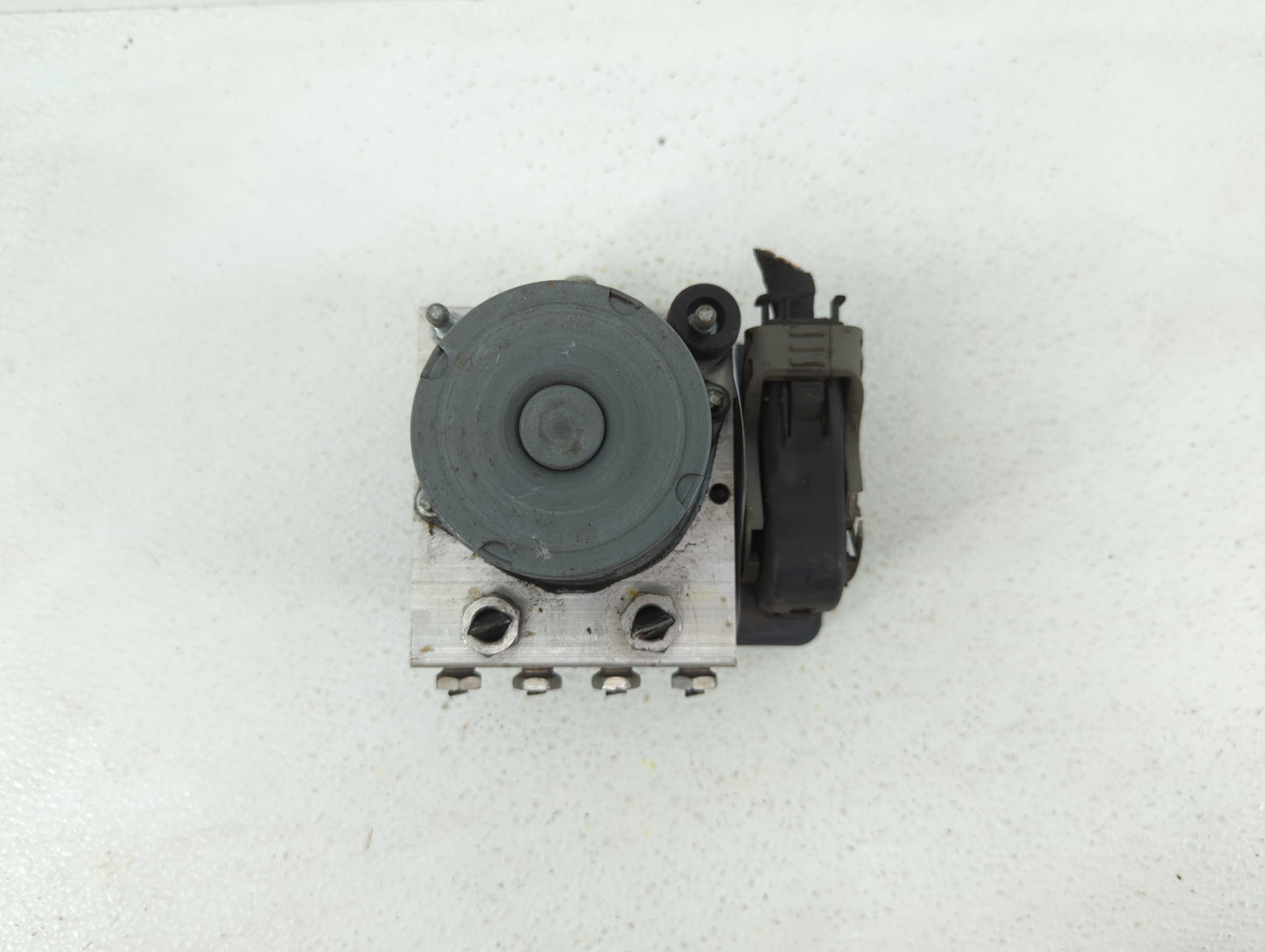 2014-2016 Lincoln Mks ABS Pump Control Module Replacement P/N:FG13-2C405-A DG13-2C405-BA Fits Fits 2014 2015 2016 2017 2018 