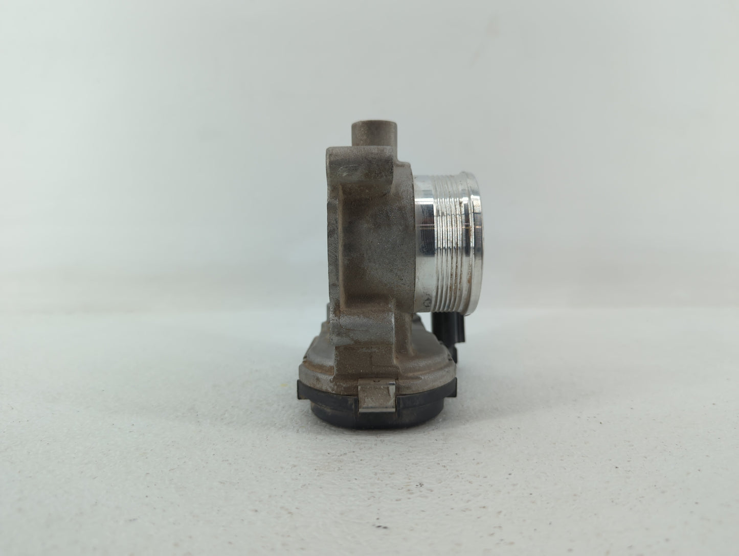 2014 Lincoln Mks Throttle Body P/N:0280750585 0280750566, DS7E-9F991-BB, CM5E-9F991-AD Fits Fits 2012 2013 2015 2016 2017 OE