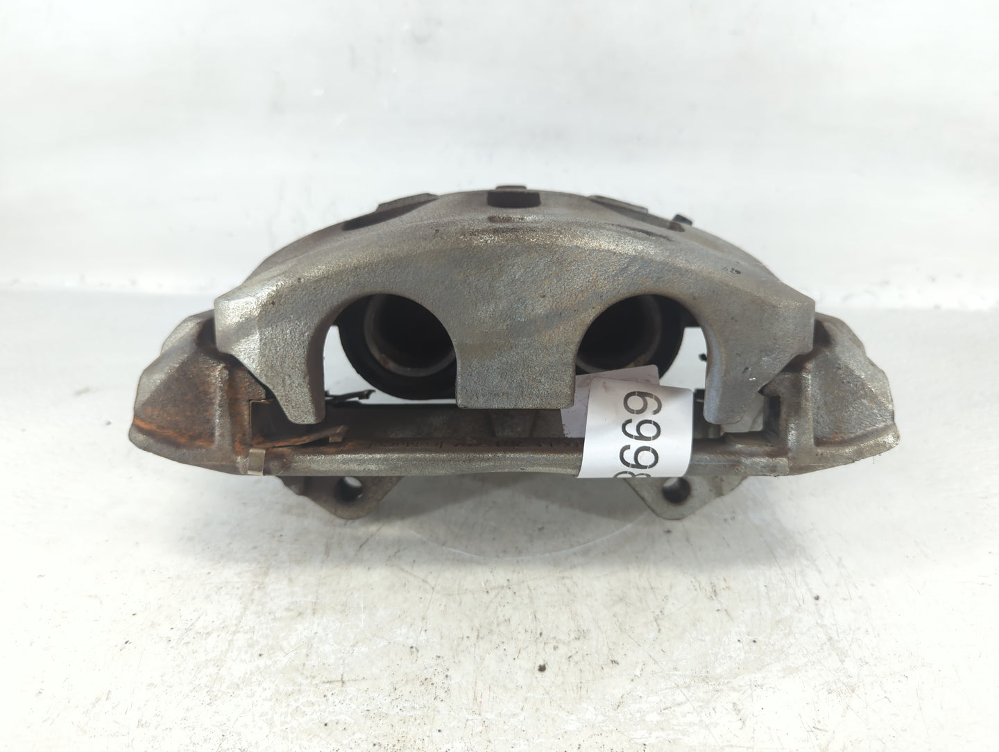 2014-2016 Lincoln Mks Front Driver Left Brake Caliper - Oemusedautoparts1.com
