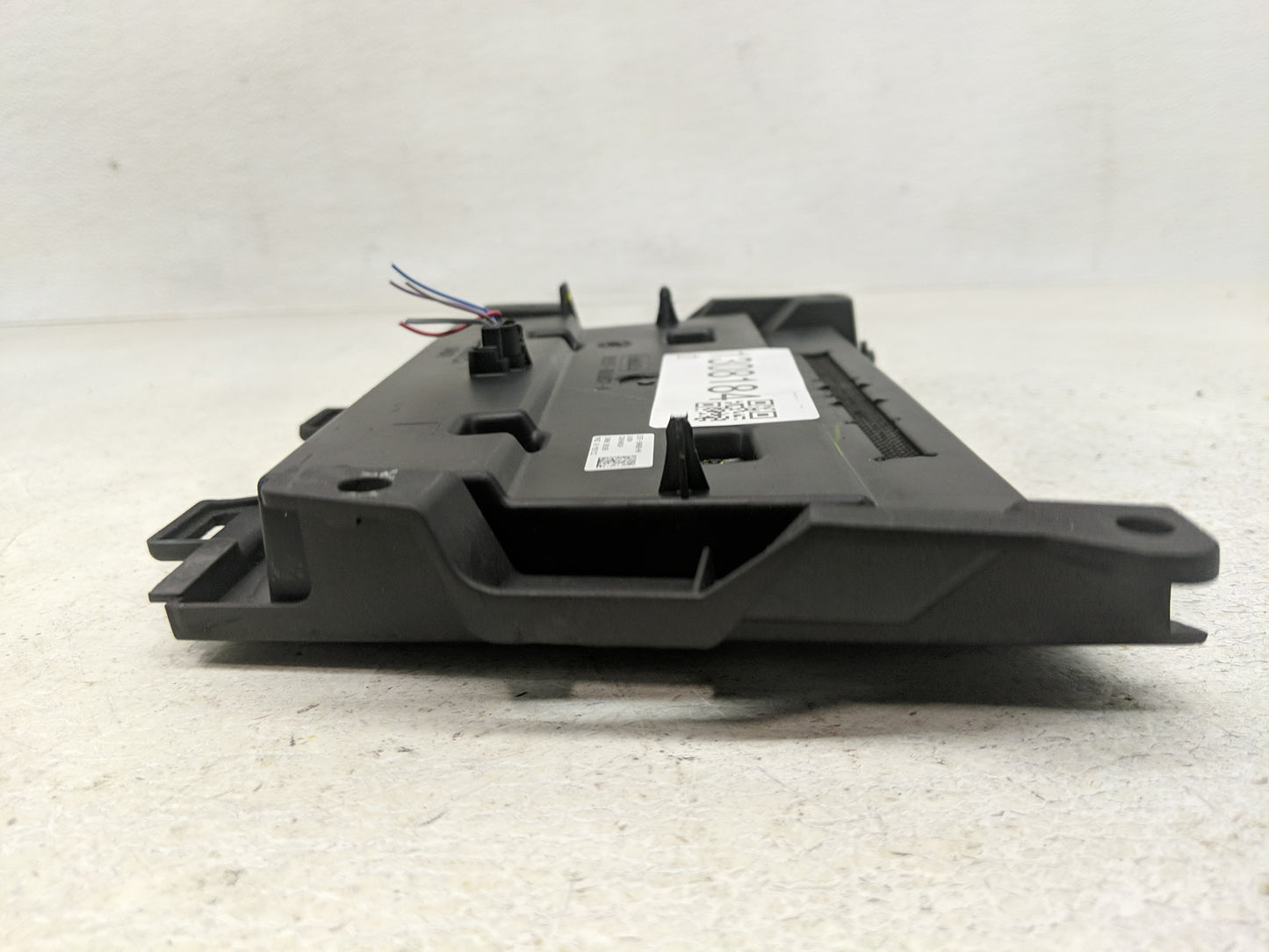 2014 Lincoln Mkt Climate Control Module Temperature AC/Heater Replacement P/N:DE9T-18A802-AN Fits OEM Used Auto Parts - Oemu
