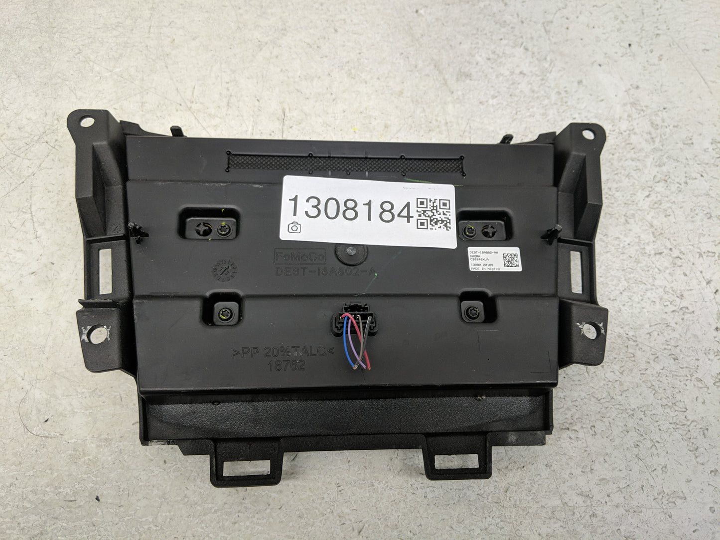 2014 Lincoln Mkt Climate Control Module Temperature AC/Heater Replacement P/N:DE9T-18A802-AN Fits OEM Used Auto Parts - Oemu