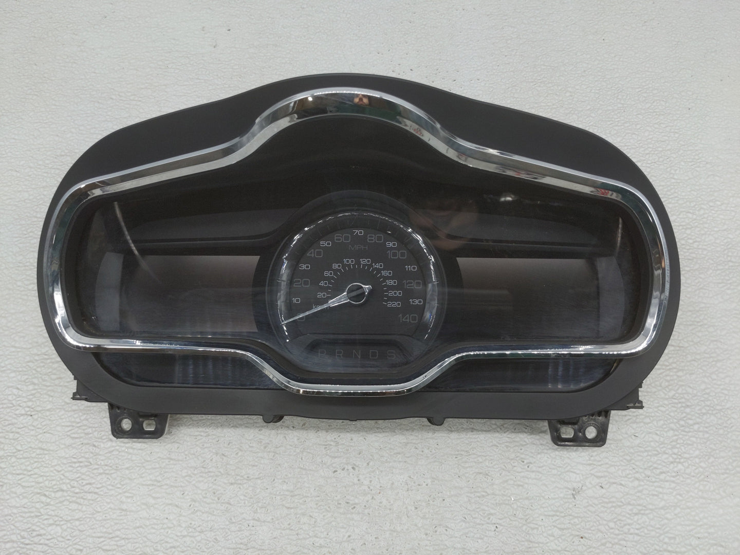 2014-2015 Lincoln Mkt Instrument Cluster Speedometer Gauges P/N:EE9T-10849-AC Fits Fits 2014 2015 OEM Used Auto Parts - Oemu