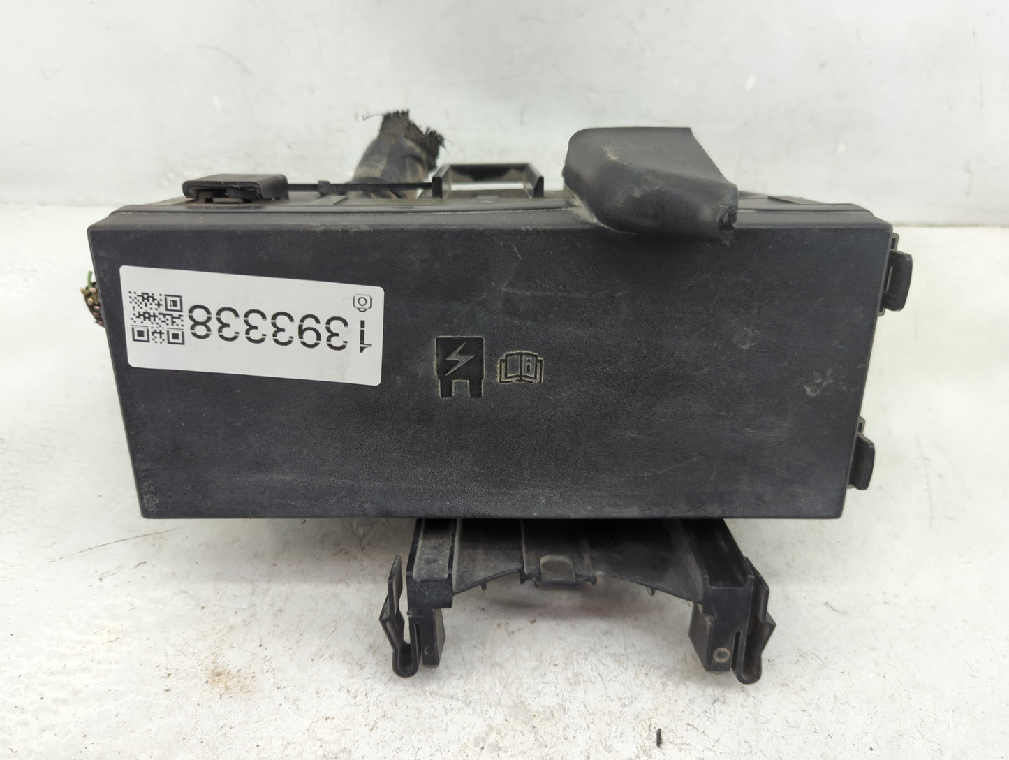 2013-2016 Lincoln Mkt Fusebox Fuse Box Panel Relay Module P/N:DG1T-14A003-BA Fits Fits 2013 2014 2015 2016 OEM Used Auto Par