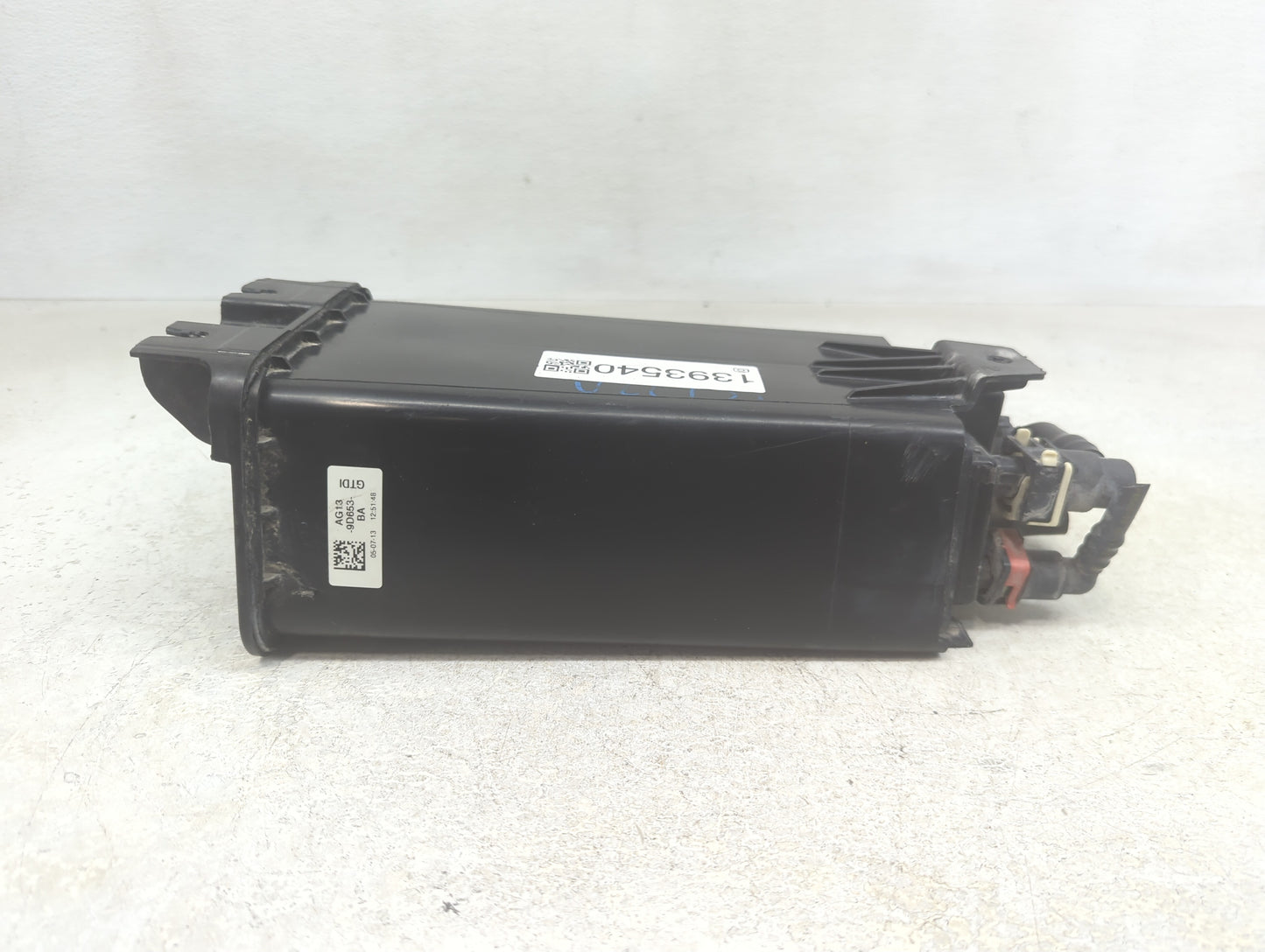 2014 Lincoln Mkt Fuel Vapor Charcoal Canister - Oemusedautoparts1.com