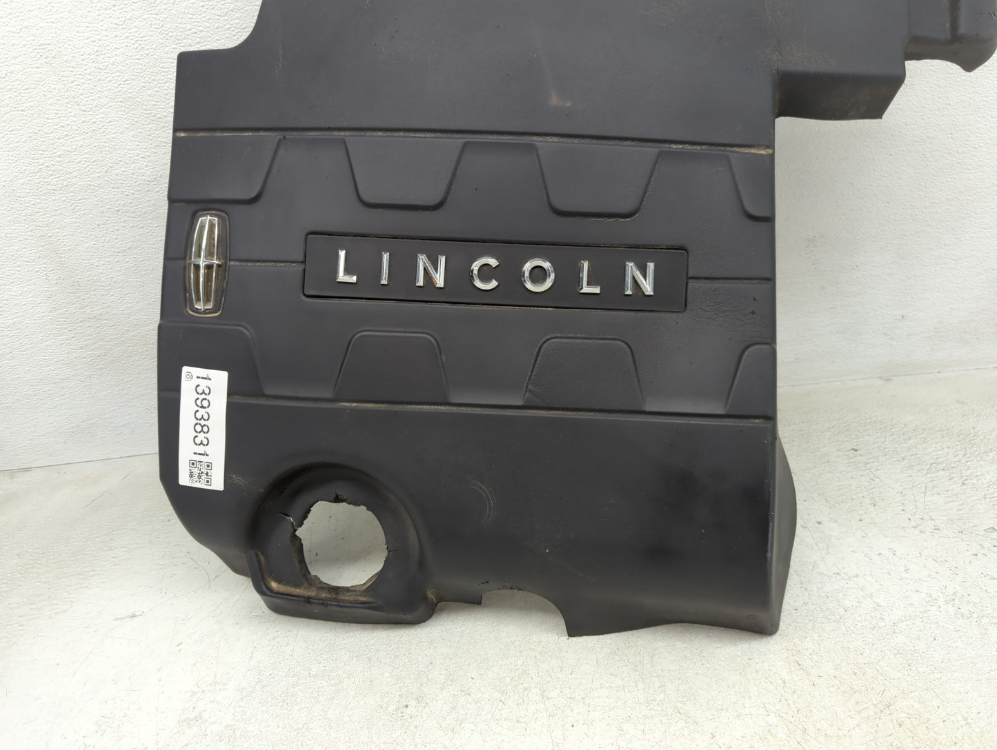 2014 Lincoln Mkt Engine Cover - Oemusedautoparts1.com