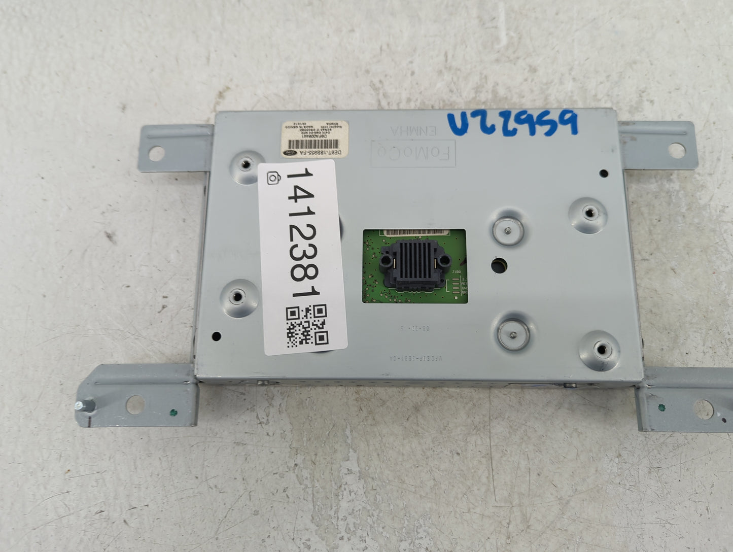 2013-2015 Lincoln Mkt Information Display Screen - Oemusedautoparts1.com