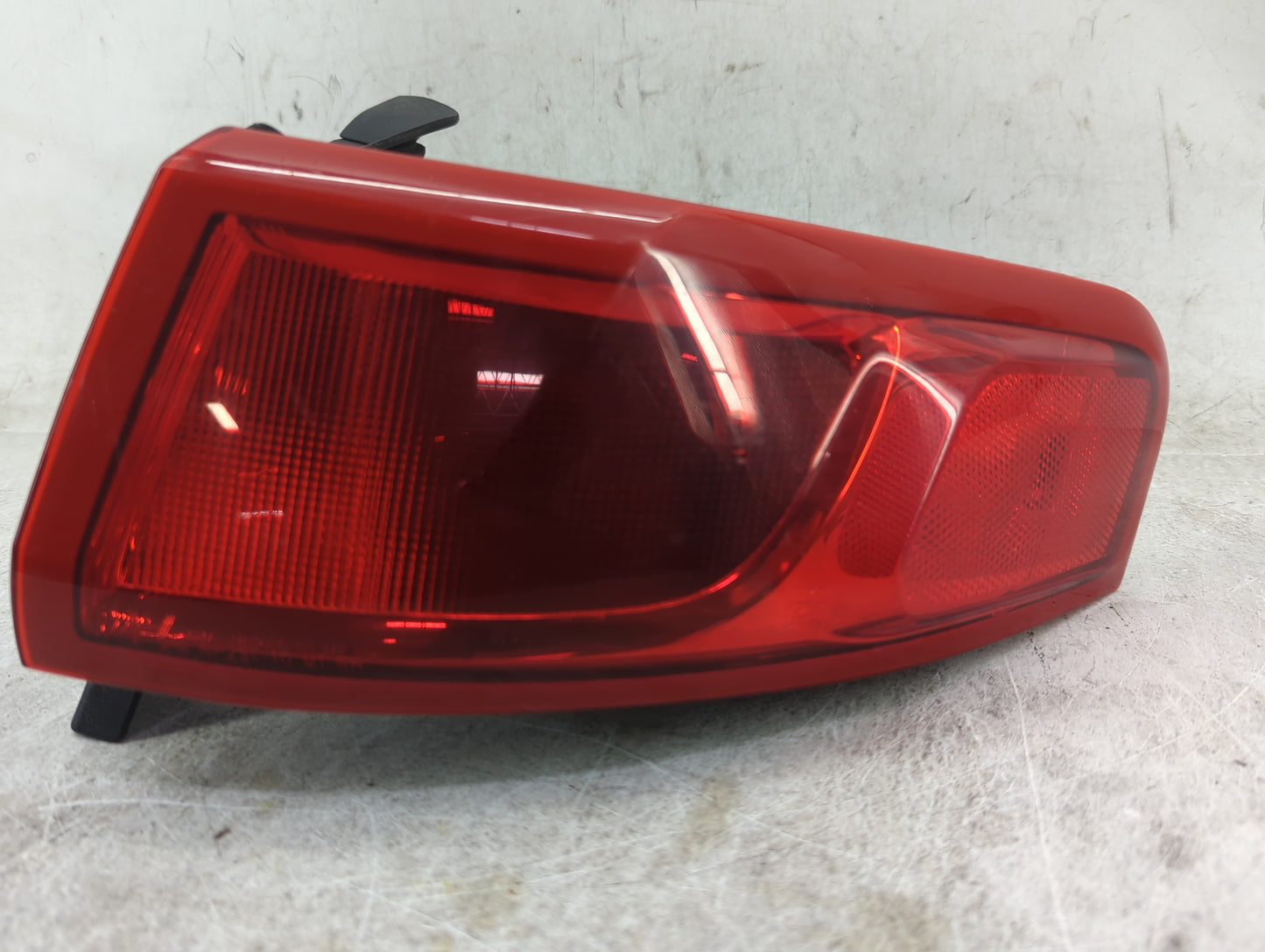 2010-2019 Lincoln Mkt Tail Light Assembly Passenger Right OEM P/N:AE93-13B504-AM Fits OEM Used Auto Parts - Oemusedautoparts