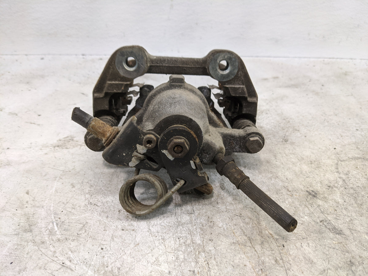 2014-2019 Lincoln Mkt Rear Driver Left Brake Caliper - Oemusedautoparts1.com