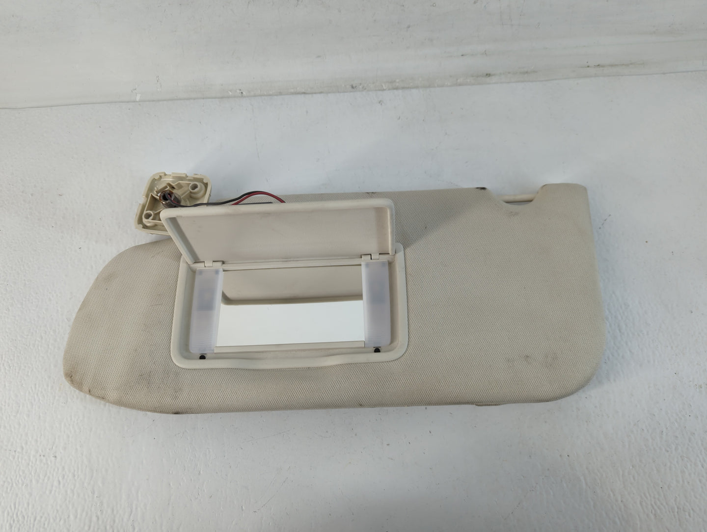 2013-2019 Lincoln Mkt Sun Visor Shade Replacement Driver Left Mirror Fits Fits 2010 2011 2012 2013 2014 2015 2016 2017 2018 