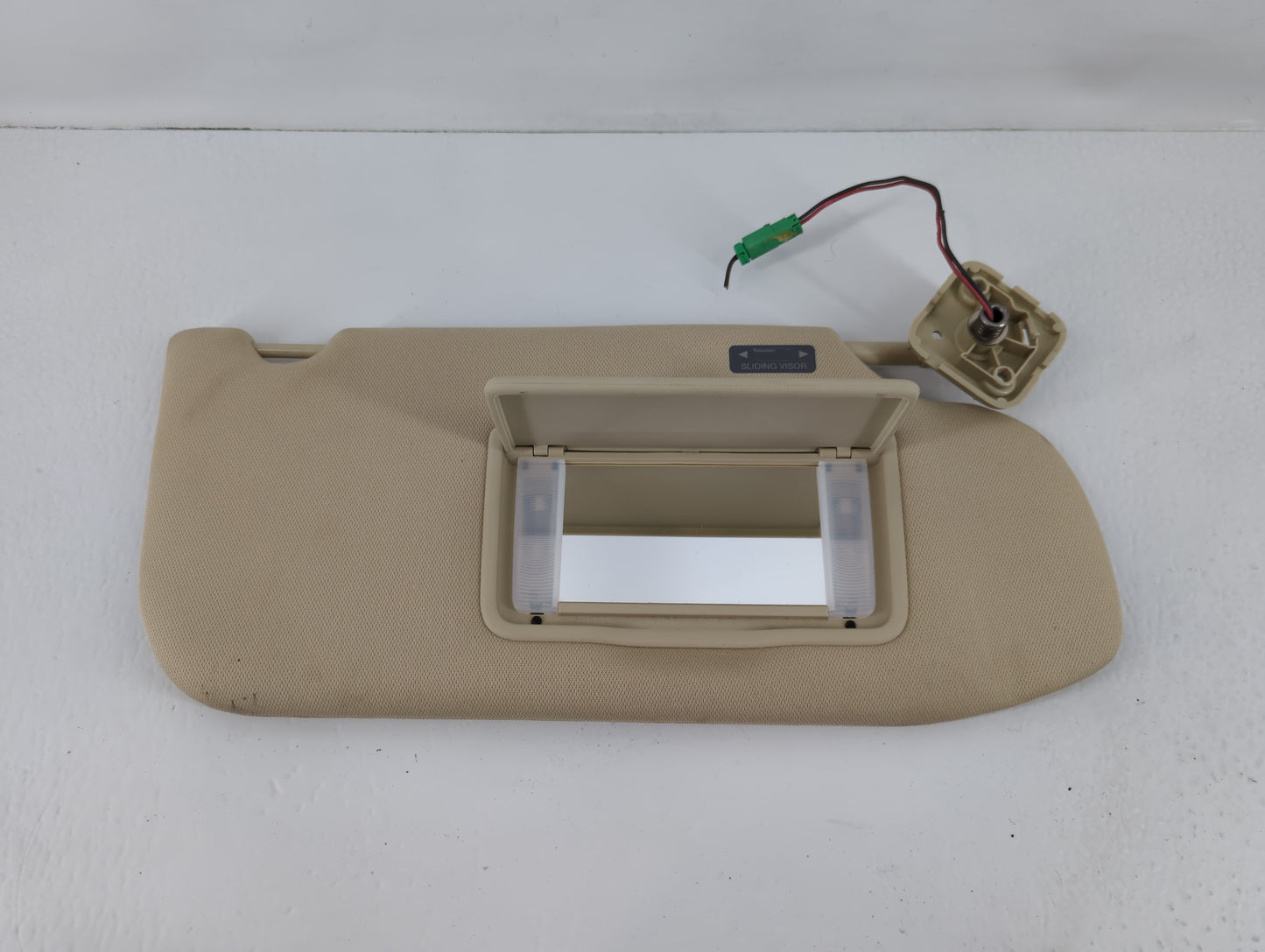 2013-2019 Lincoln Mkt Sun Visor Shade Replacement Passenger Right Mirror Fits OEM Used Auto Parts - Oemusedautoparts1.com