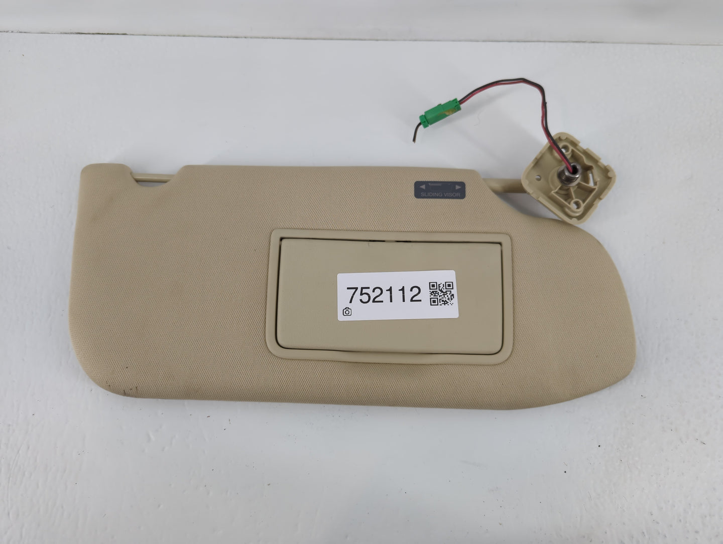 2013-2019 Lincoln Mkt Sun Visor Shade Replacement Passenger Right Mirror Fits OEM Used Auto Parts - Oemusedautoparts1.com