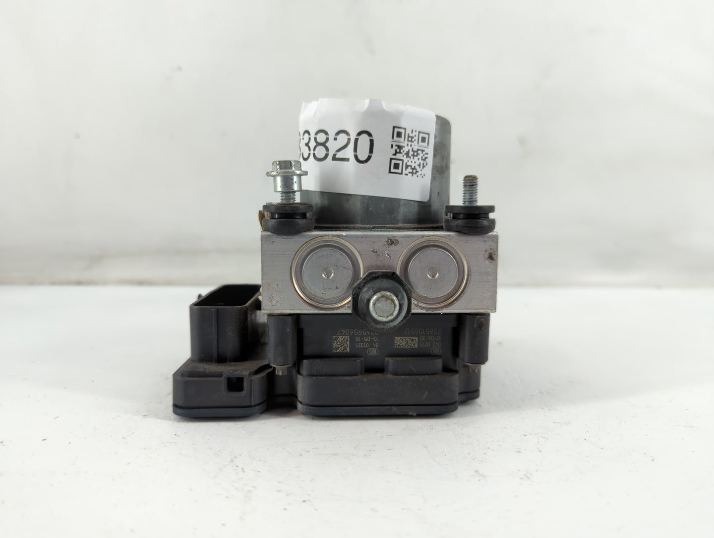 2013-2014 Lincoln Mkt ABS Pump Control Module Replacement P/N:130713/1/0061 269 515 Fits Fits 2013 2014 OEM Used Auto Parts 