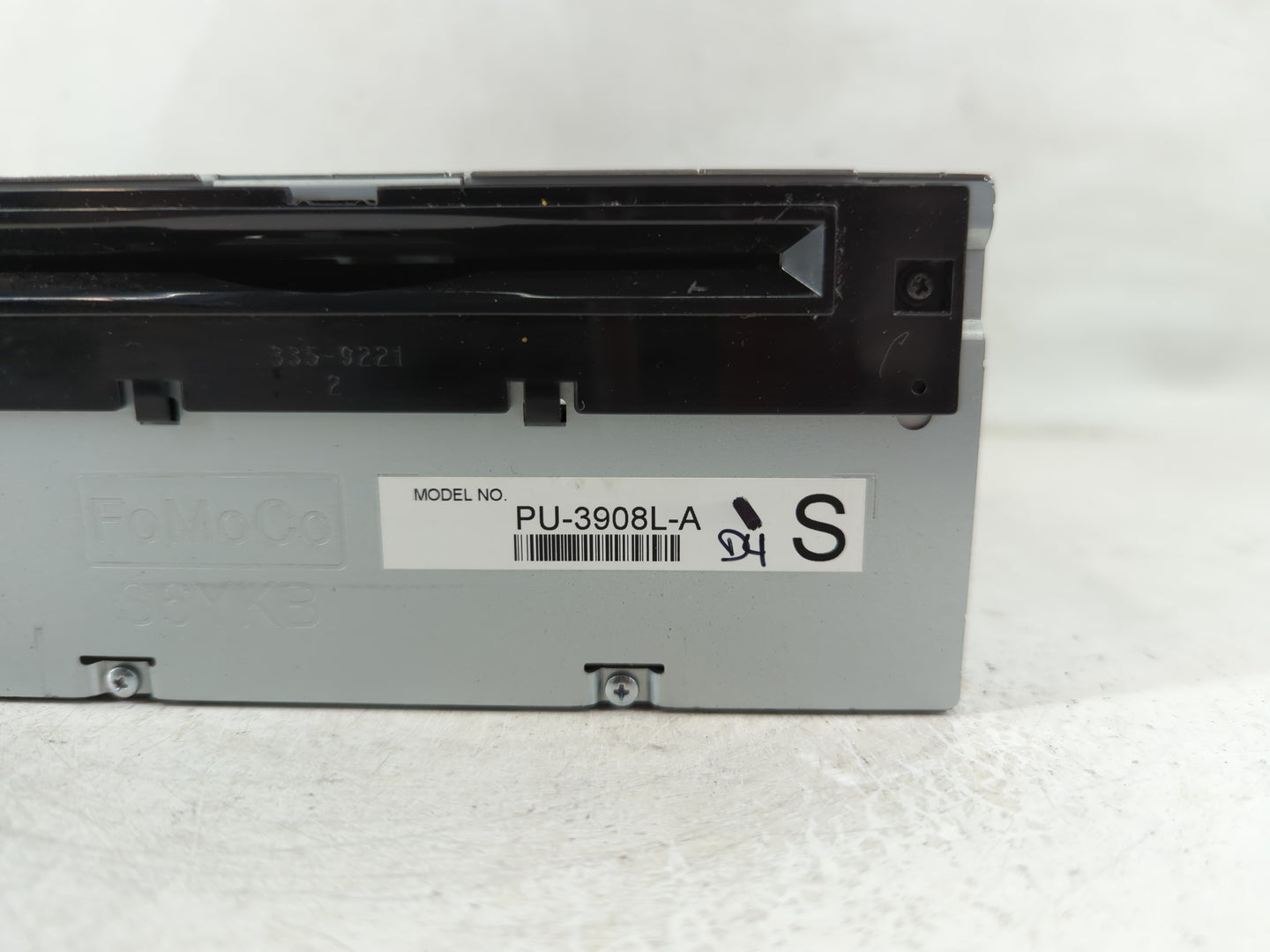 2014 Lincoln Mkx Radio AM FM Cd Player Receiver Replacement P/N:ET4T-19C107-KA Fits OEM Used Auto Parts - Oemusedautoparts1.