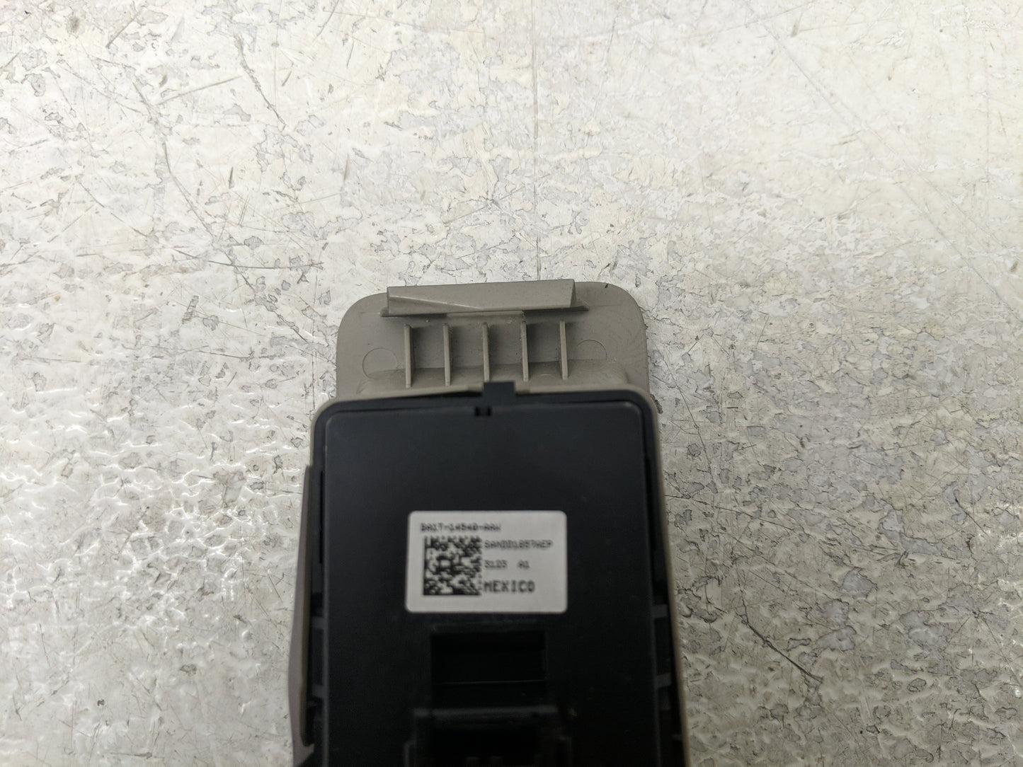 2011-2015 Lincoln Mkx Master Power Window Switch Replacement Driver Side Left P/N:BA1T-14540-AAW Fits OEM Used Auto Parts - 