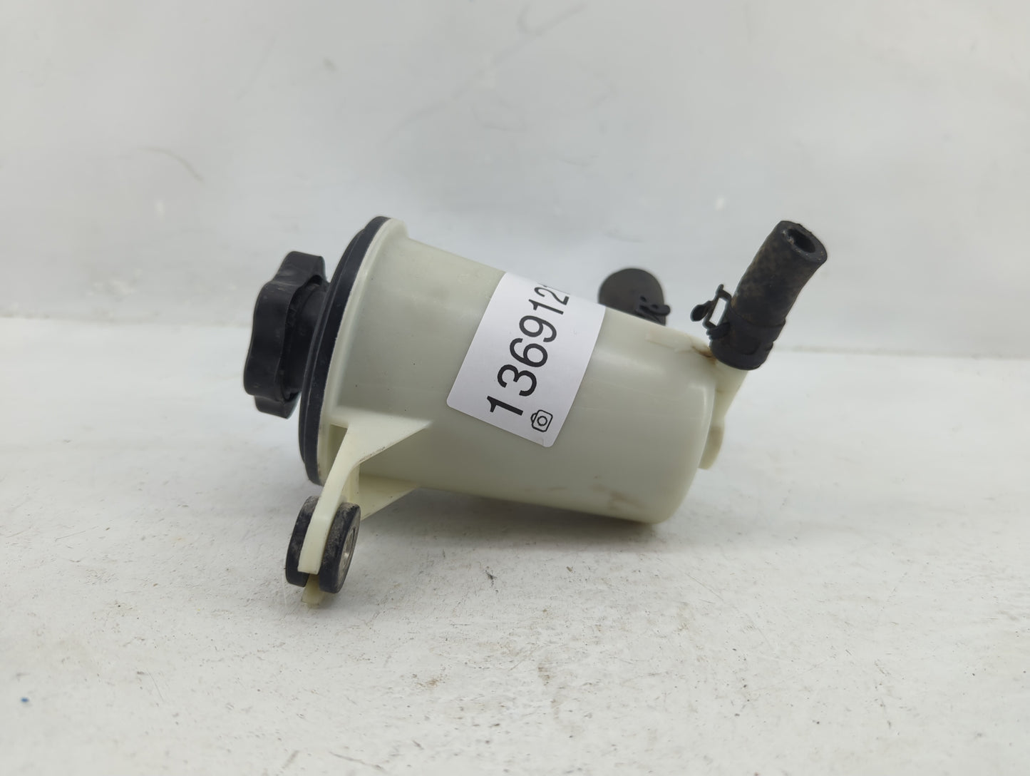 2007-2015 Lincoln Mkx Radiator Coolant Overflow Expansion Tank Bottle 1369121 - Oemusedautoparts1.com