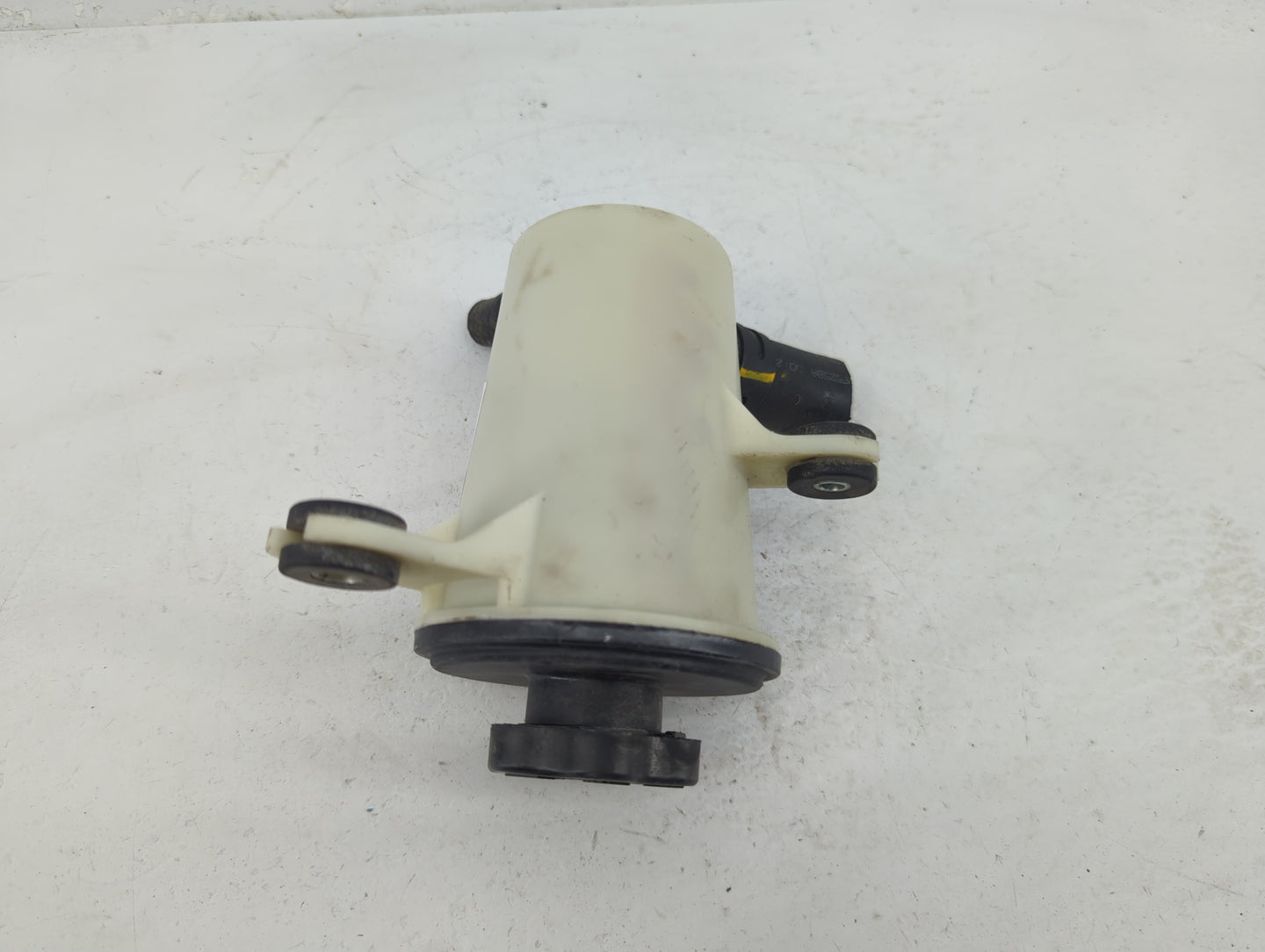 2007-2015 Lincoln Mkx Radiator Coolant Overflow Expansion Tank Bottle 1369121 - Oemusedautoparts1.com