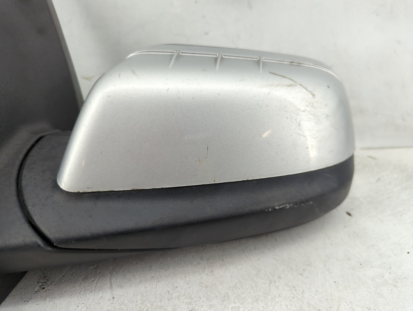 2011-2015 Lincoln Mkx Driver Side View Mirror - Left Door Mirror OEM Used - Oemusedautoparts1.com