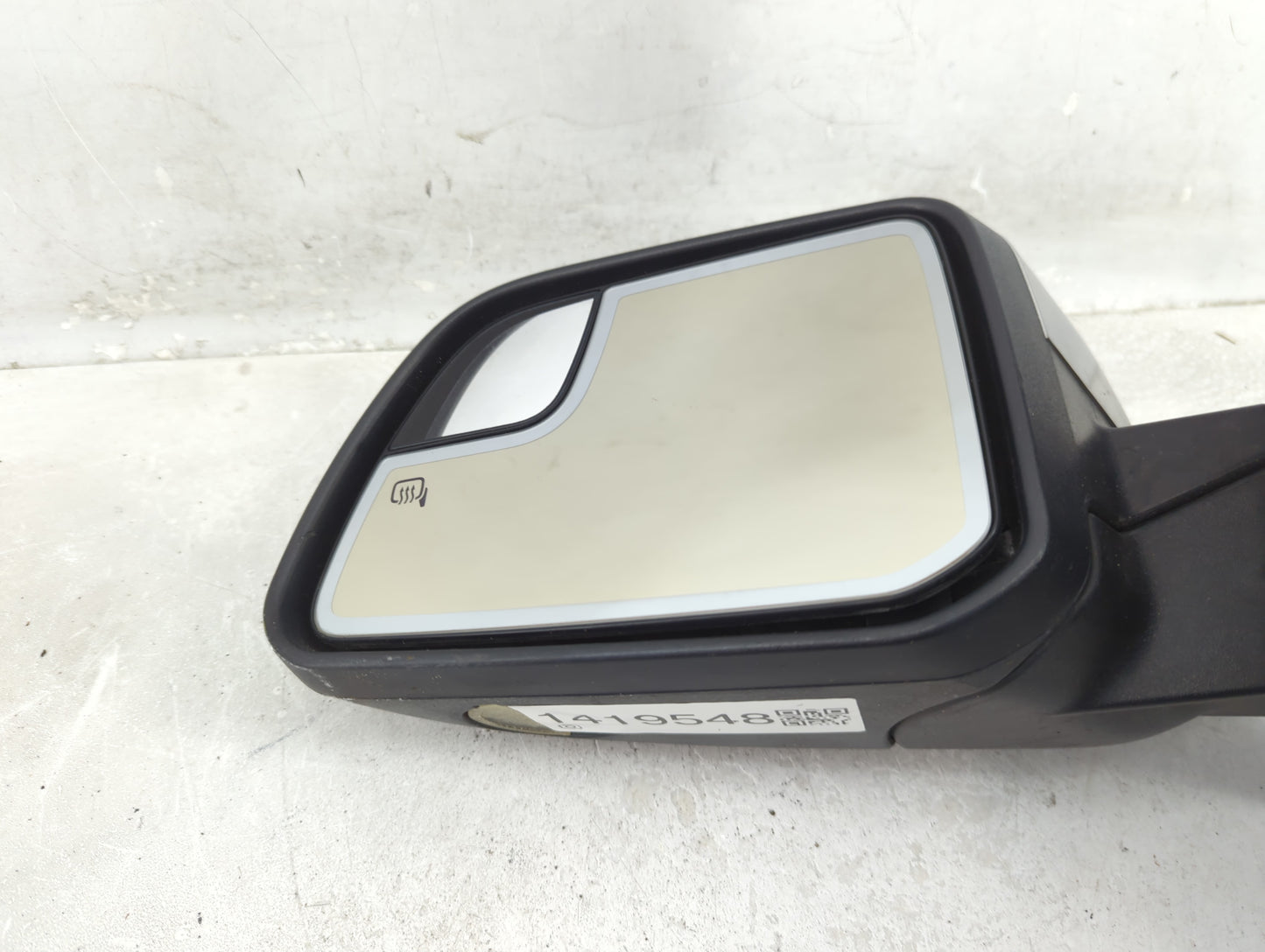 2011-2015 Lincoln Mkx Driver Side View Mirror - Left Door Mirror OEM Used - Oemusedautoparts1.com