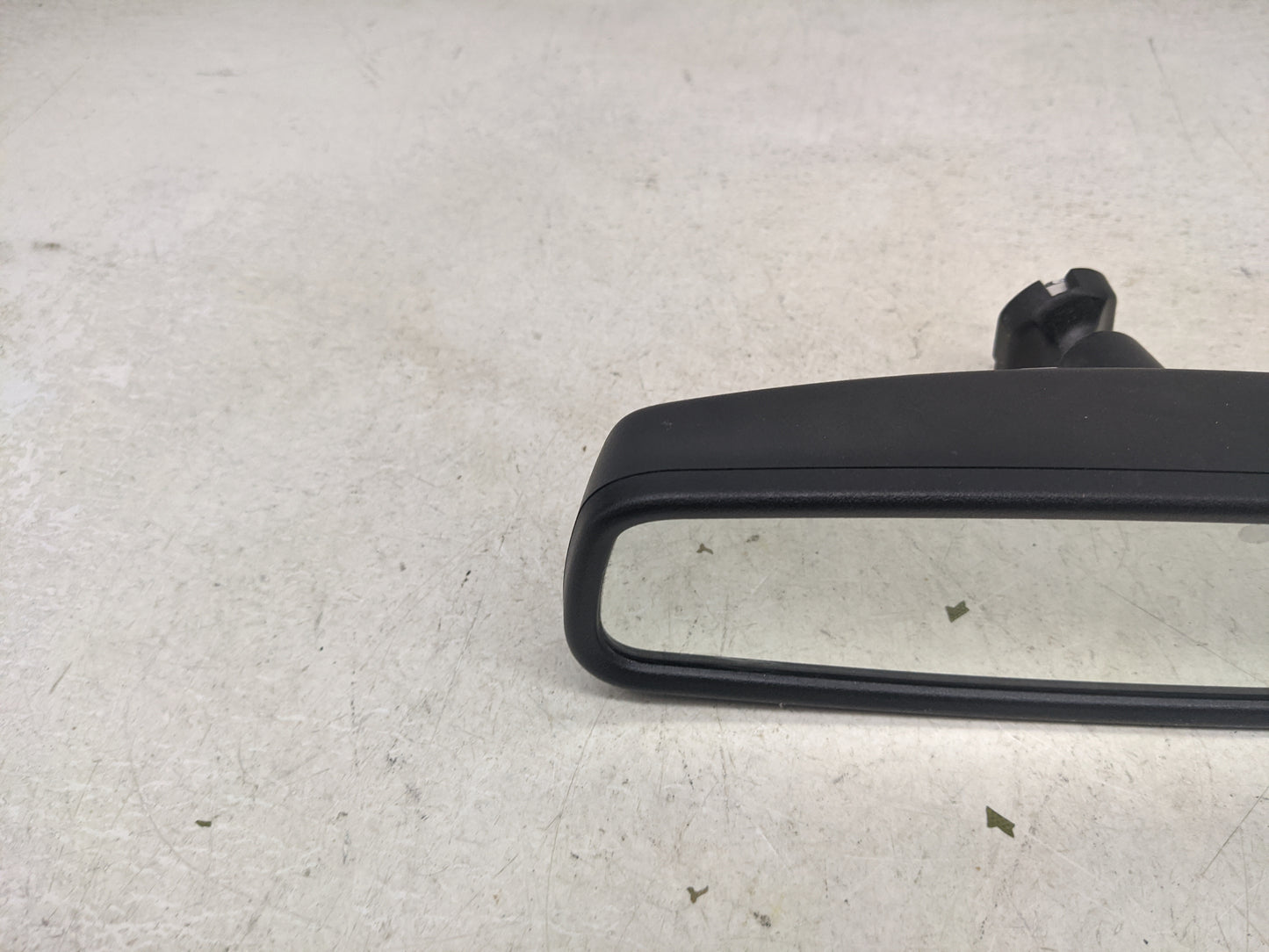2014 Lincoln Mkx Interior Rear View Mirror Replacement OEM P/N:BJ5A-17E678-LA 051514-308-2368-1809629 Fits OEM Used Auto Par