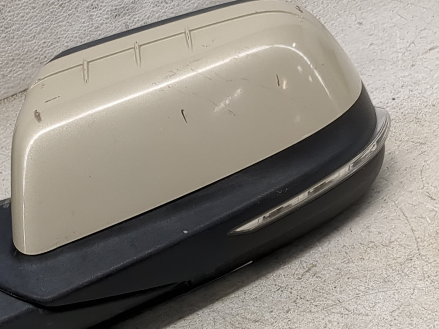 2012-2015 Lincoln Mkx Driver Side View Mirror - Left Door Mirror OEM Used - Oemusedautoparts1.com