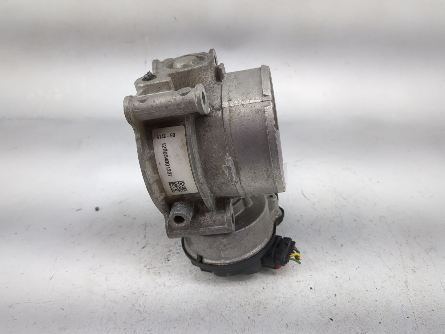 2011-2018 Lincoln Mkx Throttle Body P/N:AT4E-ED 120054001237 Fits Fits 2011 2012 2013 2014 2015 2016 2017 2018 2019 OEM Used