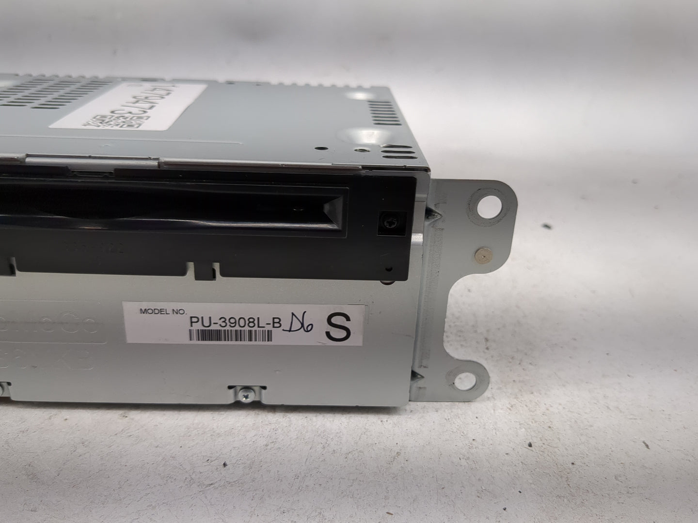 2014 Lincoln Mkx Radio AM FM Cd Player Receiver Replacement P/N:PU-3908L-B Fits OEM Used Auto Parts - Oemusedautoparts1.com