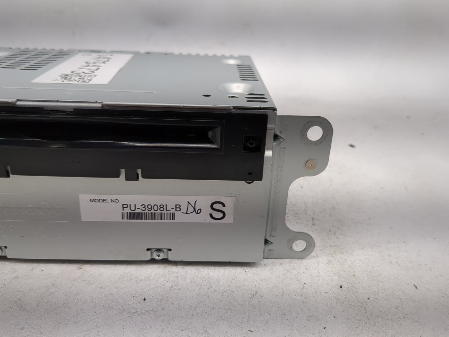 2014 Lincoln Mkx Radio AM FM Cd Player Receiver Replacement P/N:PU-3908L-B Fits OEM Used Auto Parts - Oemusedautoparts1.com