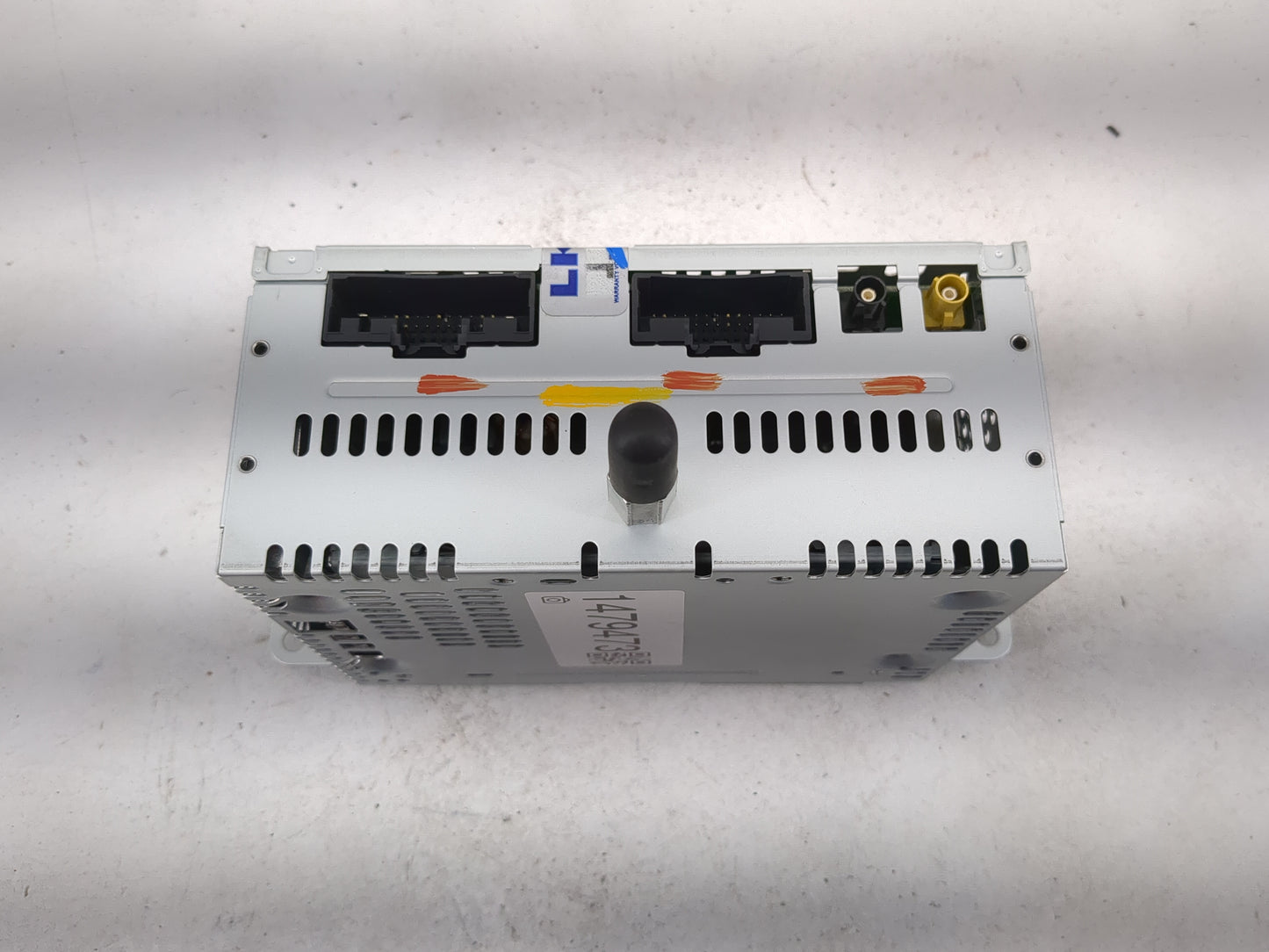 2014 Lincoln Mkx Radio AM FM Cd Player Receiver Replacement P/N:PU-3908L-B Fits OEM Used Auto Parts - Oemusedautoparts1.com