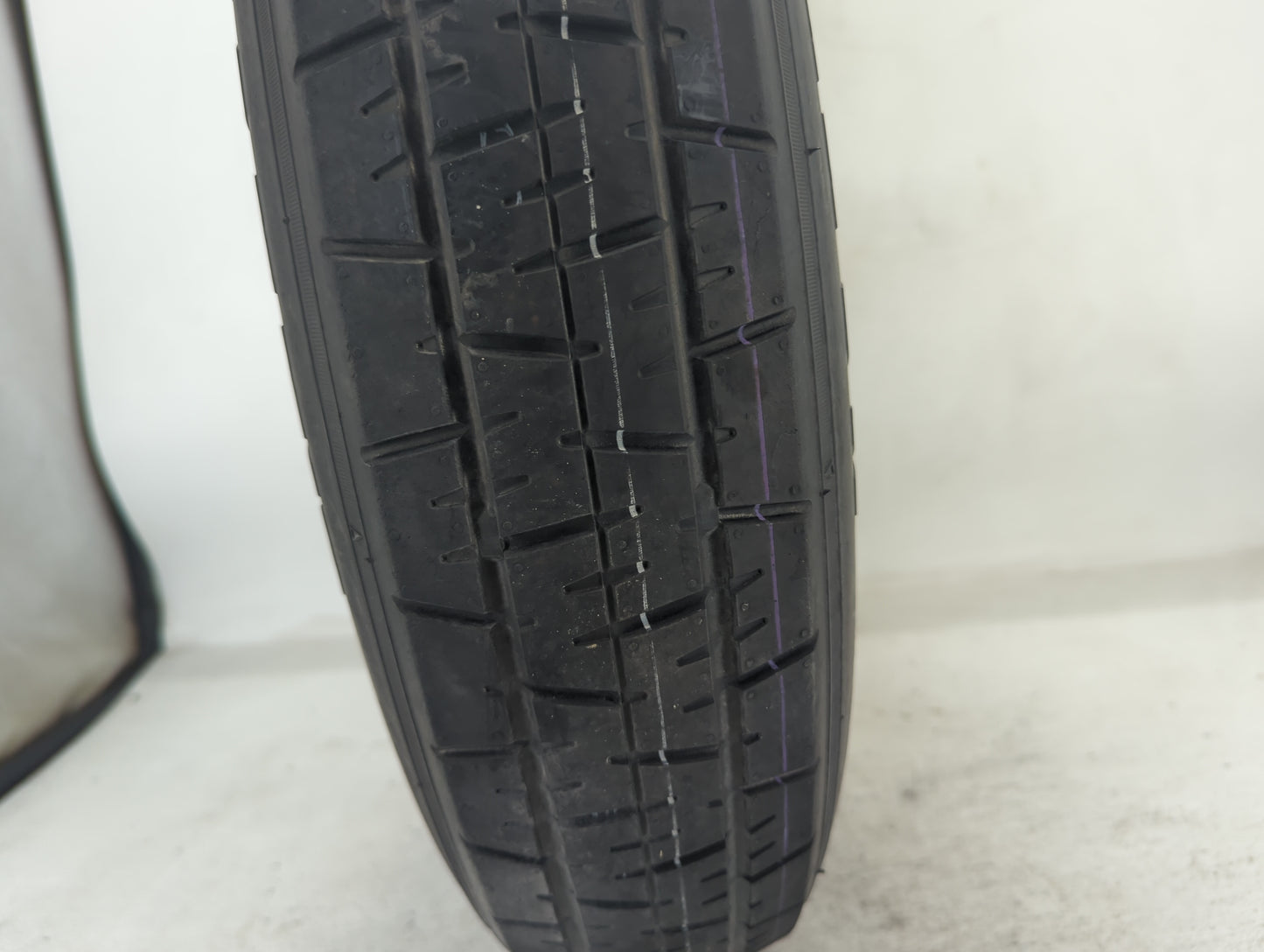 2007-2015 Lincoln Mkx Spare Donut Tire Wheel Rim Oem - Oemusedautoparts1.com