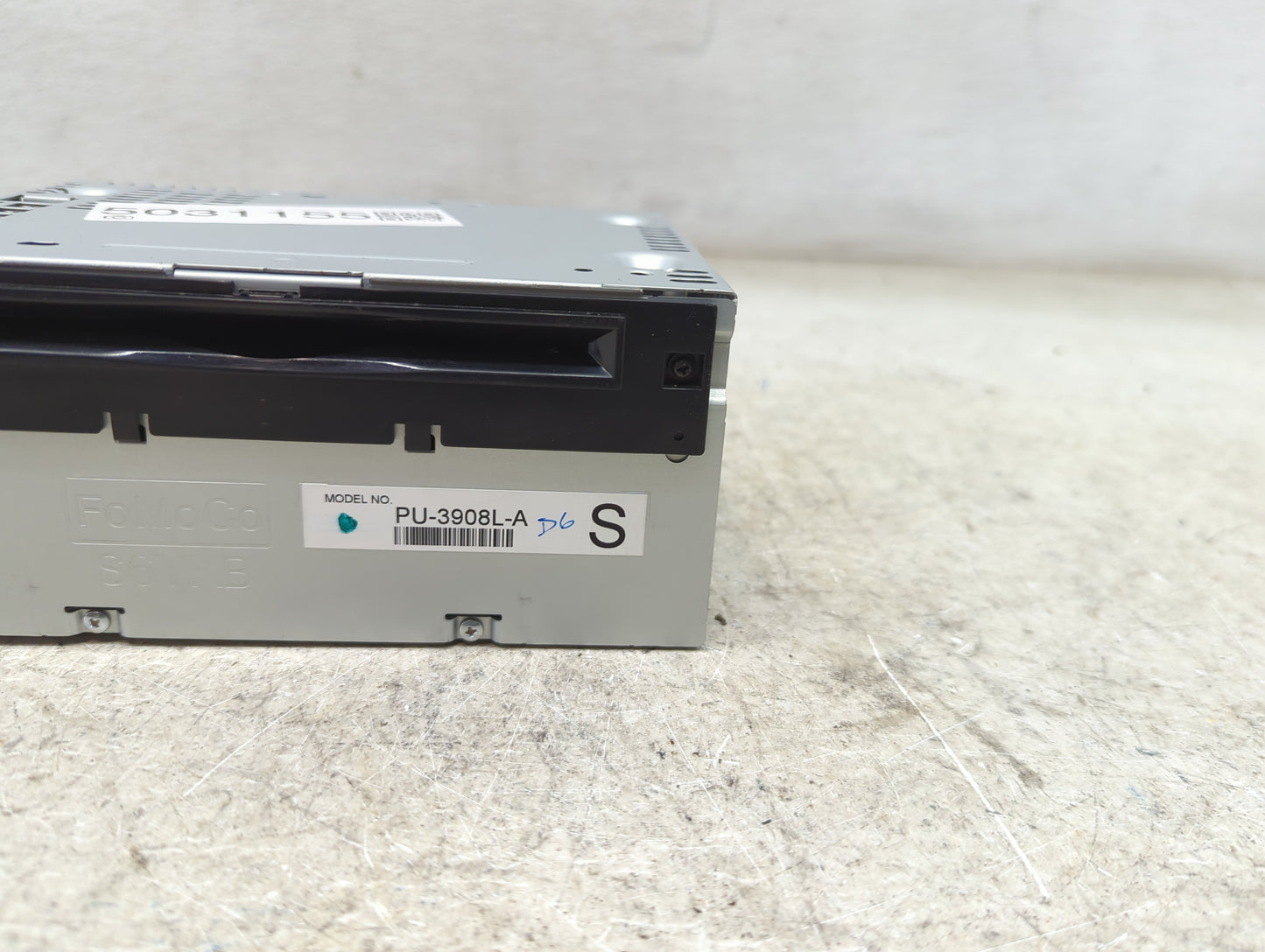 2014 Lincoln Mkx Radio AM FM Cd Player Receiver Replacement P/N:PU-3908L-A ET4T-19C107-KB Fits OEM Used Auto Parts - Oemused