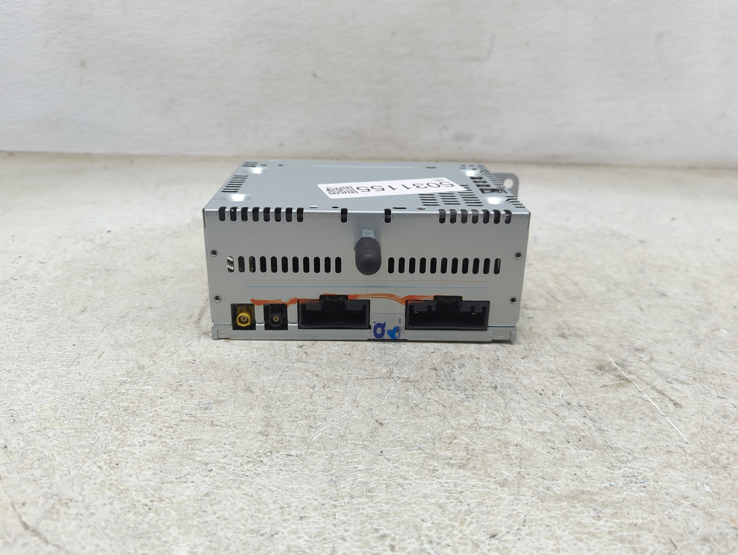2014 Lincoln Mkx Radio AM FM Cd Player Receiver Replacement P/N:PU-3908L-A ET4T-19C107-KB Fits OEM Used Auto Parts - Oemused