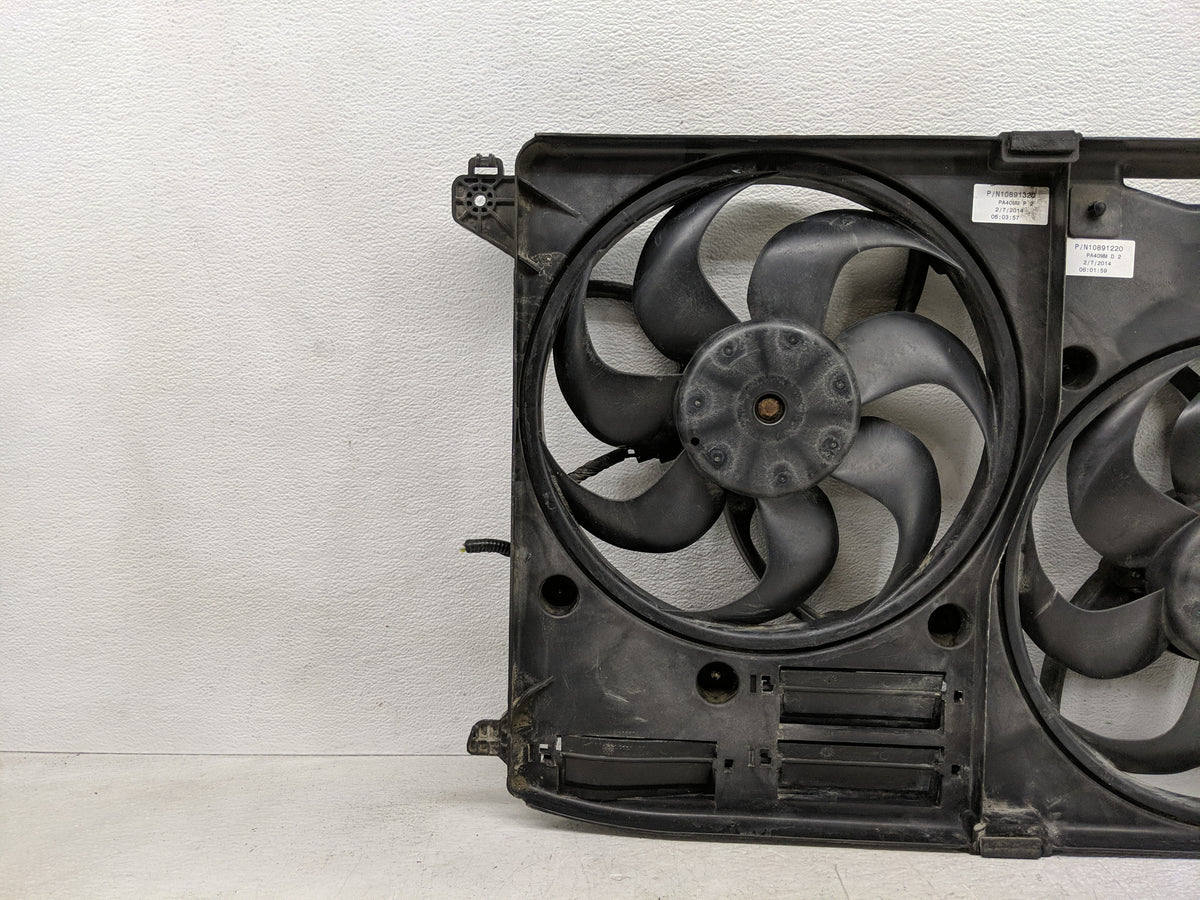 2013-2016 Lincoln Mkz Electric Radiator Cooling Fan Motor Assembly P/N:10891220 10891320 Fits Fits 2013 2014 2015 2016 OEM U