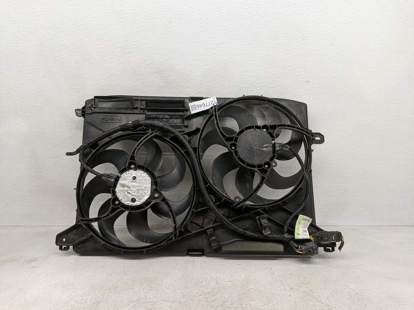 2013-2016 Lincoln Mkz Electric Radiator Cooling Fan Motor Assembly P/N:10891220 10891320 Fits Fits 2013 2014 2015 2016 OEM U