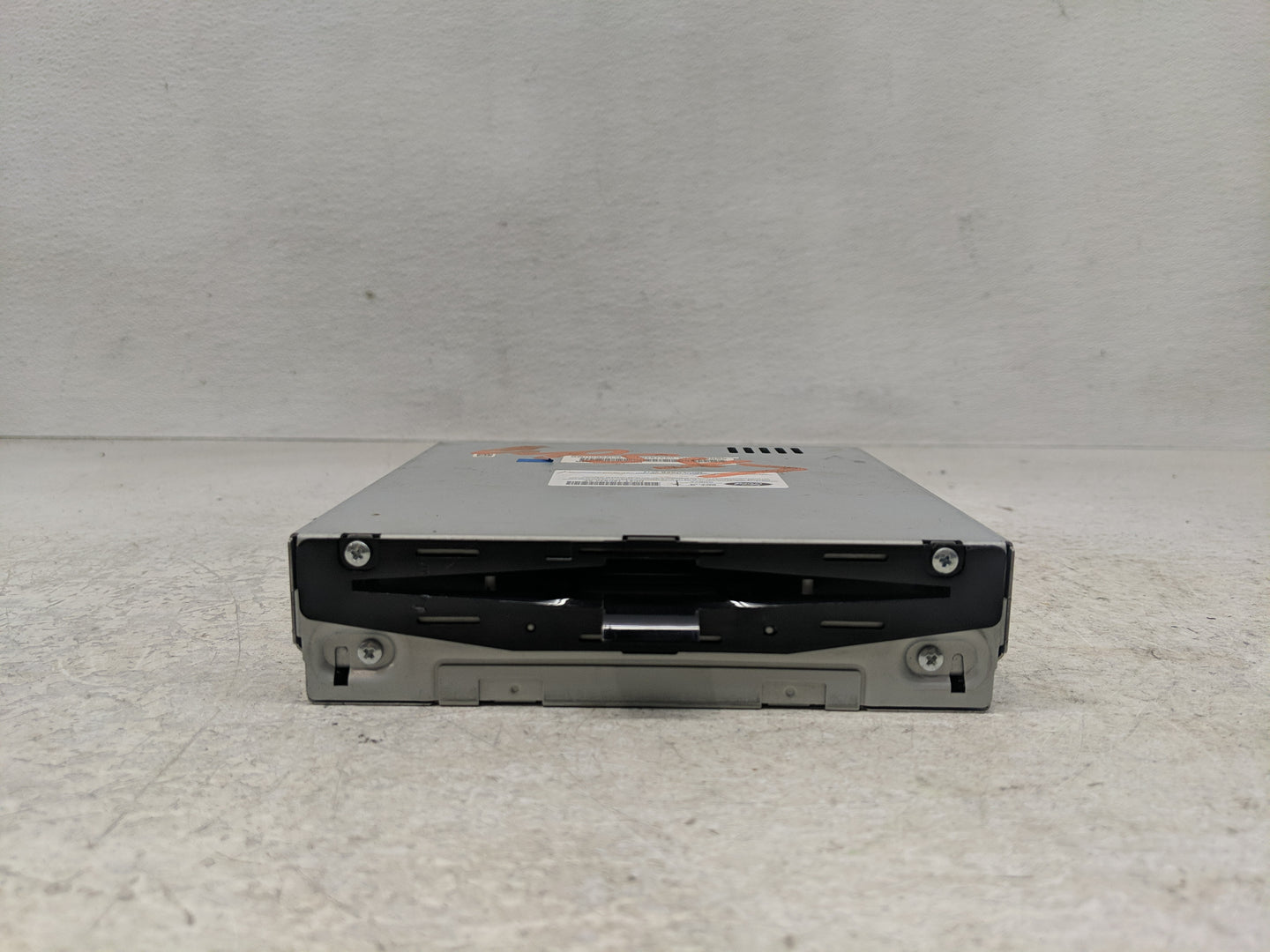 2013-2014 Lincoln Mkz Radio AM FM Cd Player Receiver Replacement P/N:DP5T-18C830-AF Fits Fits 2013 2014 OEM Used Auto Parts 