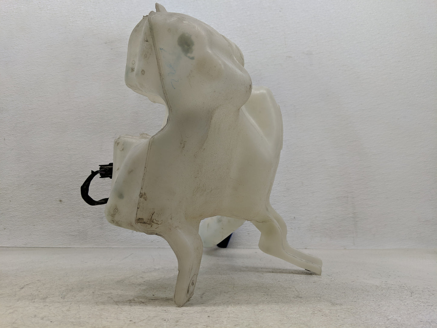 2013-2016 Lincoln Mkz Windshield Washer Fluid Reservoir Bottle Oem - Oemusedautoparts1.com