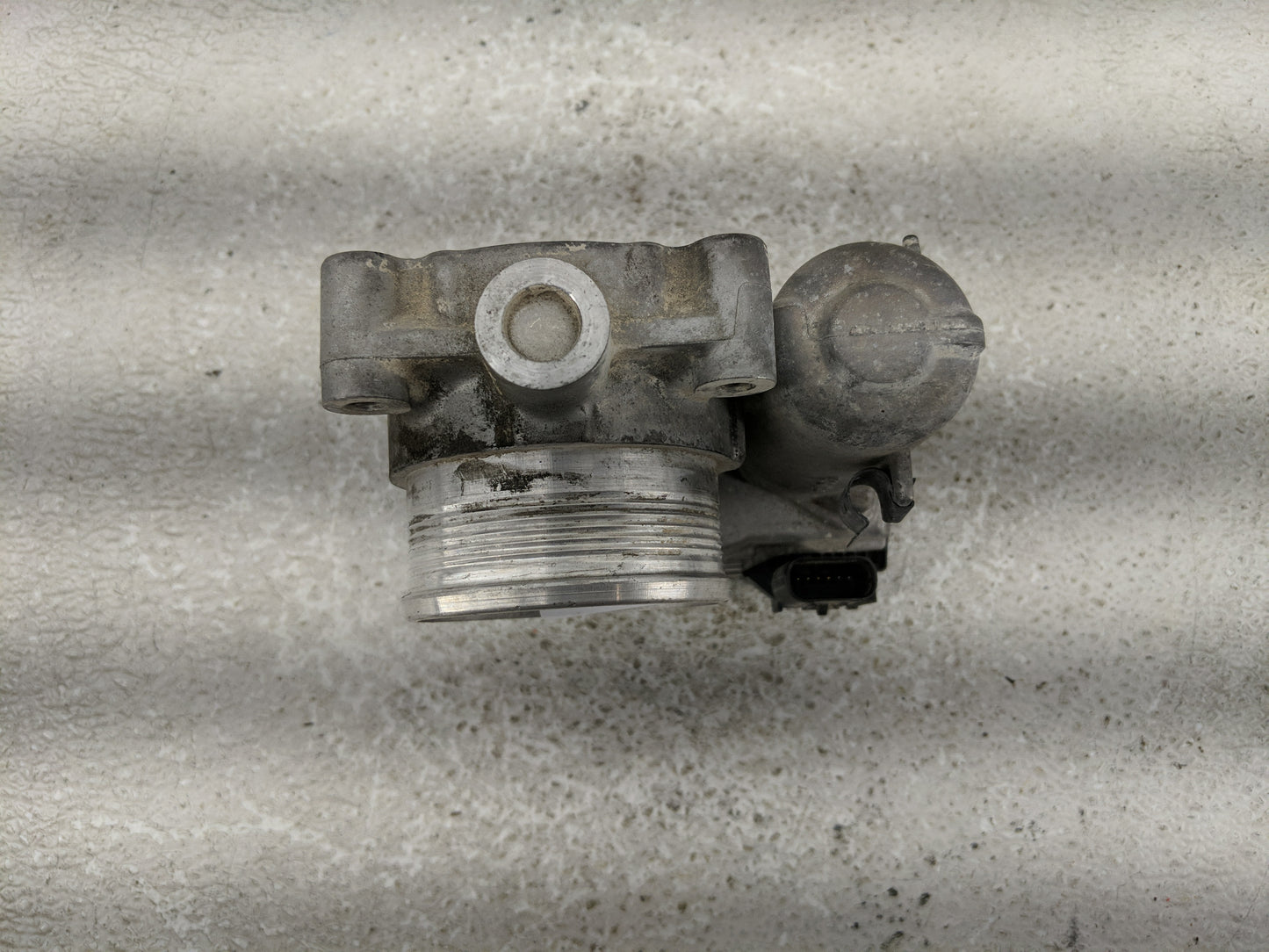 2013-2016 Lincoln Mkz Throttle Body P/N:0 280 750 586 Fits Fits 2012 2013 2014 2015 2016 2017 OEM Used Auto Parts - Oemuseda