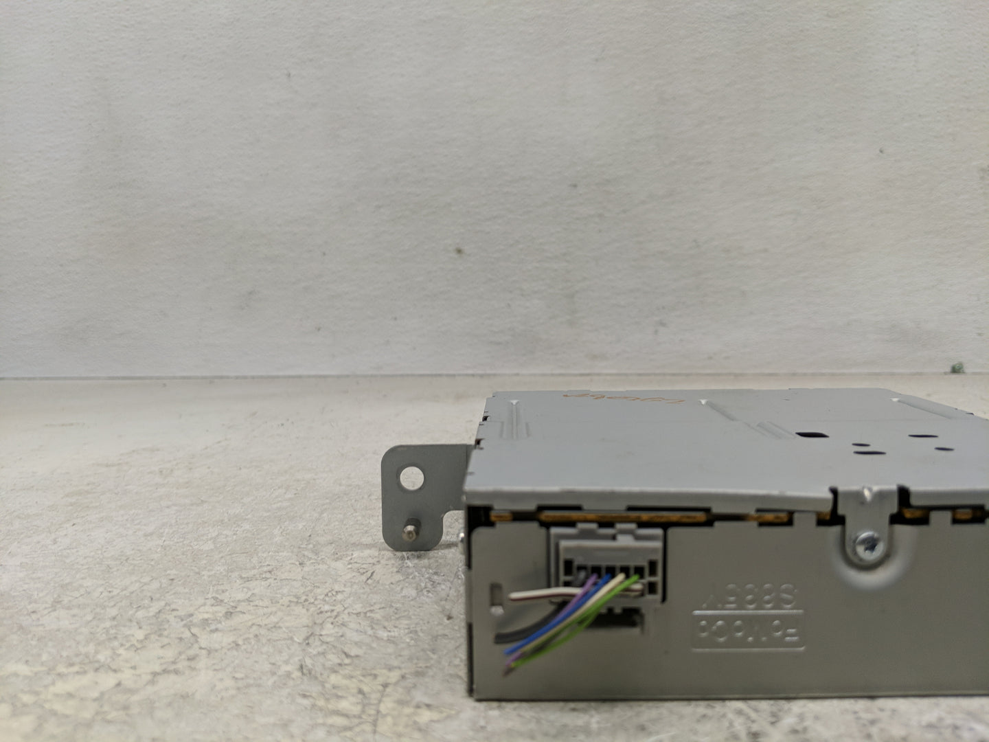 2013-2014 Lincoln Mkz Radio AM FM Cd Player Receiver Replacement P/N:DP5T-18C830-AF Fits Fits 2013 2014 OEM Used Auto Parts 