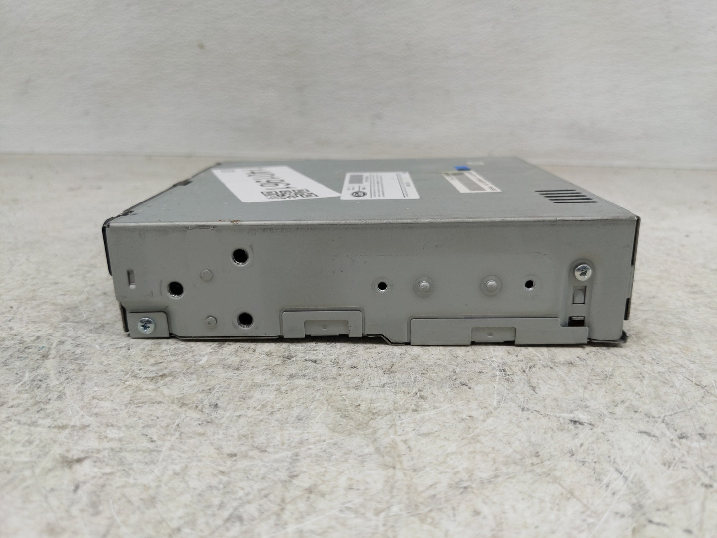 2014 Lincoln Mkz Radio AM FM Cd Player Receiver Replacement P/N:DP5T-18C830-AF Fits OEM Used Auto Parts - Oemusedautoparts1.