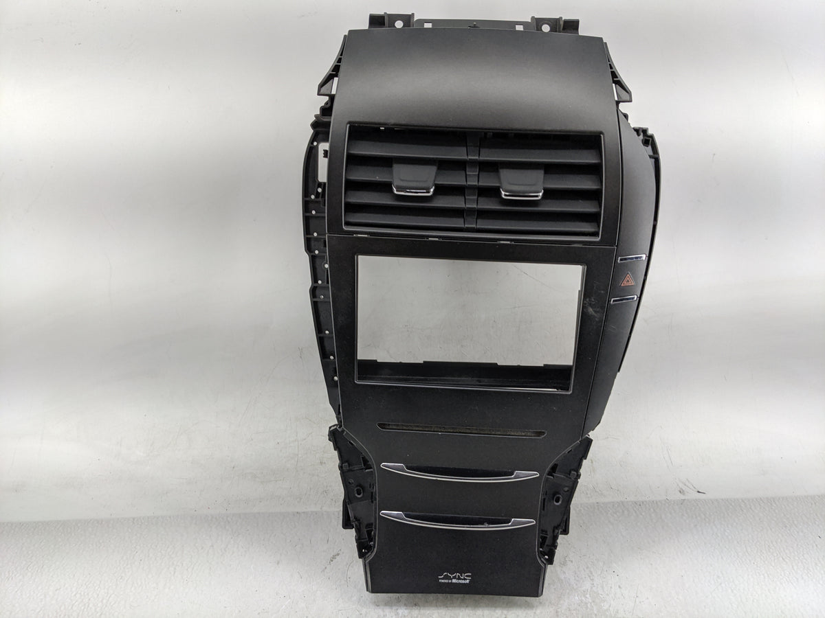 2014 Lincoln Mkz Radio AM FM Cd Player Receiver Replacement P/N:DP5T-18C830-AF OEM Used Auto Parts - Oemusedautoparts1.com