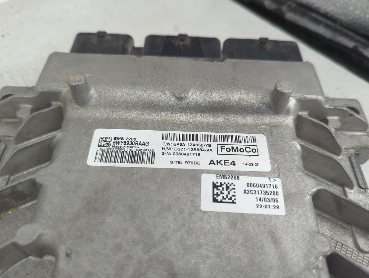 2014 Lincoln Mkz PCM Engine Control Computer ECU ECM PCU OEM P/N:5WY8930RAAG EP5A-12A650-YE, DS71-12B664-VA Fits OEM Used Au