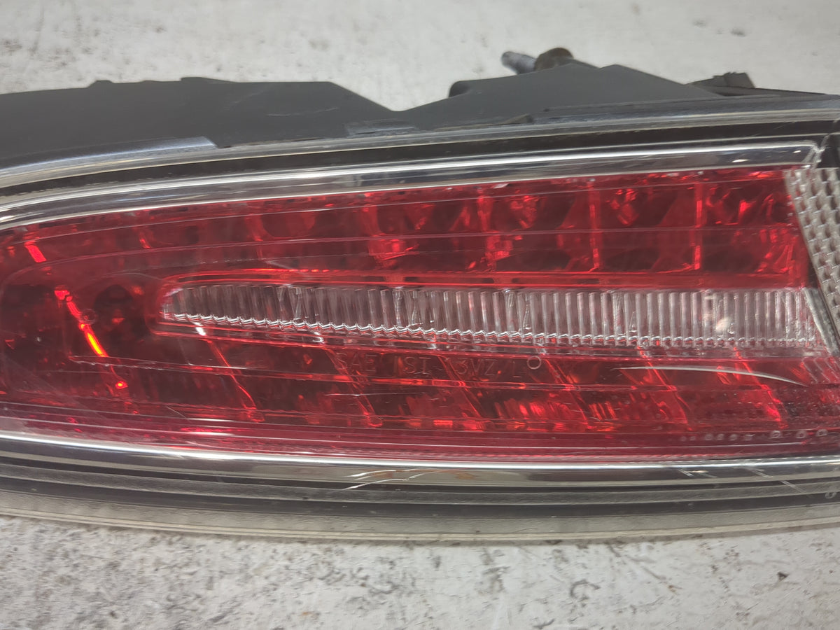 2013-2020 Lincoln Mkz Driver Left Side Deck Lid Mounted Tail Light Red - Oemusedautoparts1.com
