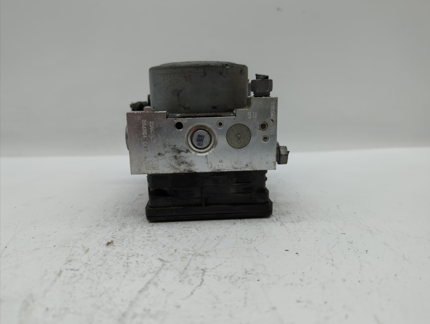 2014-2016 Lincoln Mkz ABS Pump Control Module Replacement P/N:DG9C-2C219-DF DG9C-2C405-DF, EG9C-2C405-AG Fits Fits 2014 2015
