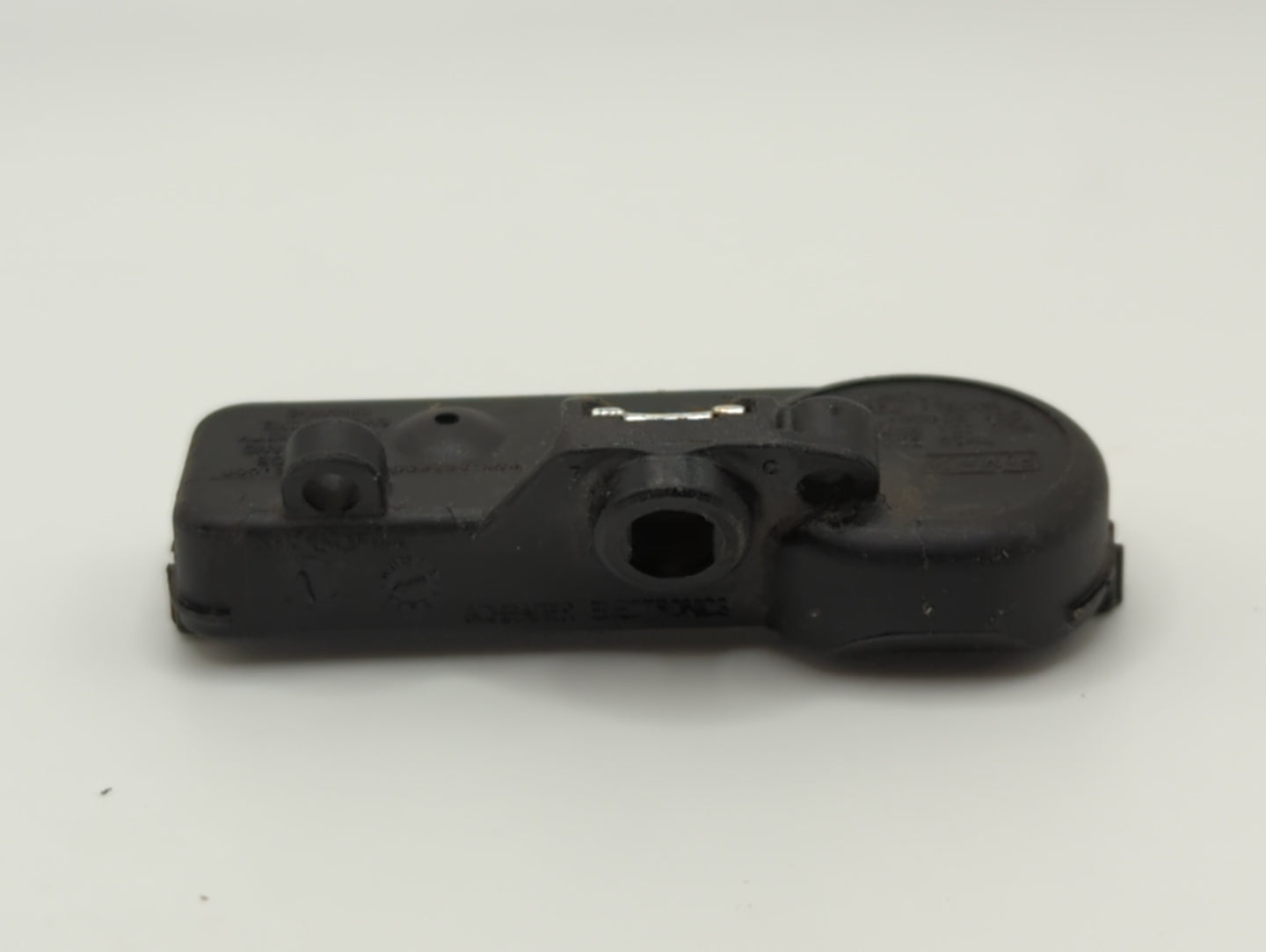 2014 Lincoln Mkz Tire Pressure Monitoring System Sensor Tpms - Oemusedautoparts1.com