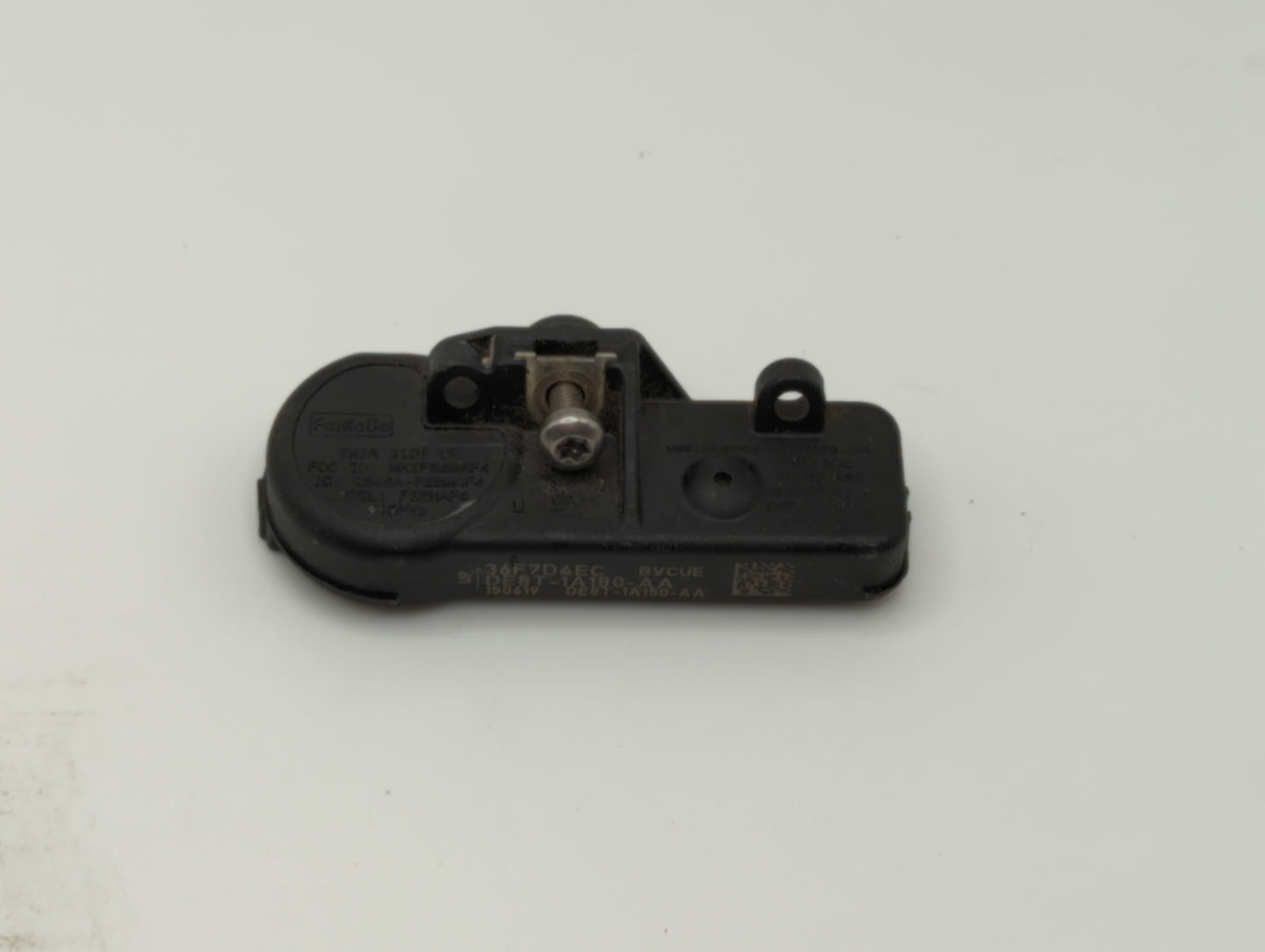 2014 Lincoln Mkz Tire Pressure Monitoring System Sensor Tpms - Oemusedautoparts1.com