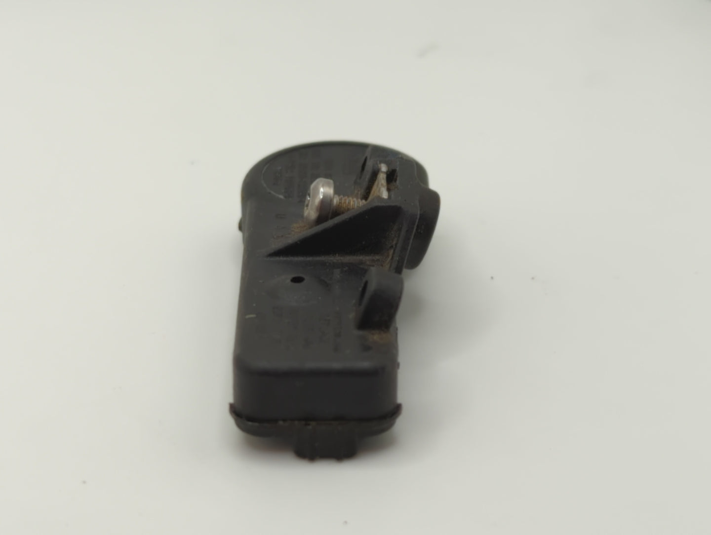 2014 Lincoln Mkz Tire Pressure Monitoring System Sensor Tpms - Oemusedautoparts1.com