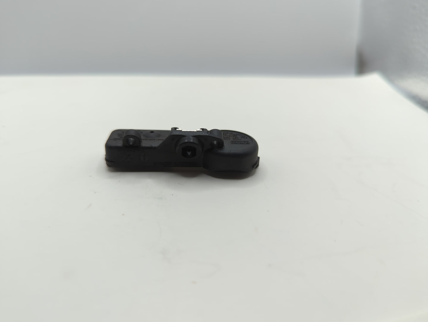 2014 Lincoln Mkz Tire Pressure Monitoring System Sensor Tpms - Oemusedautoparts1.com