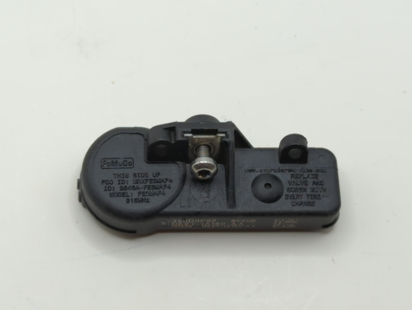 2014 Lincoln Mkz Tire Pressure Monitoring System Sensor Tpms - Oemusedautoparts1.com