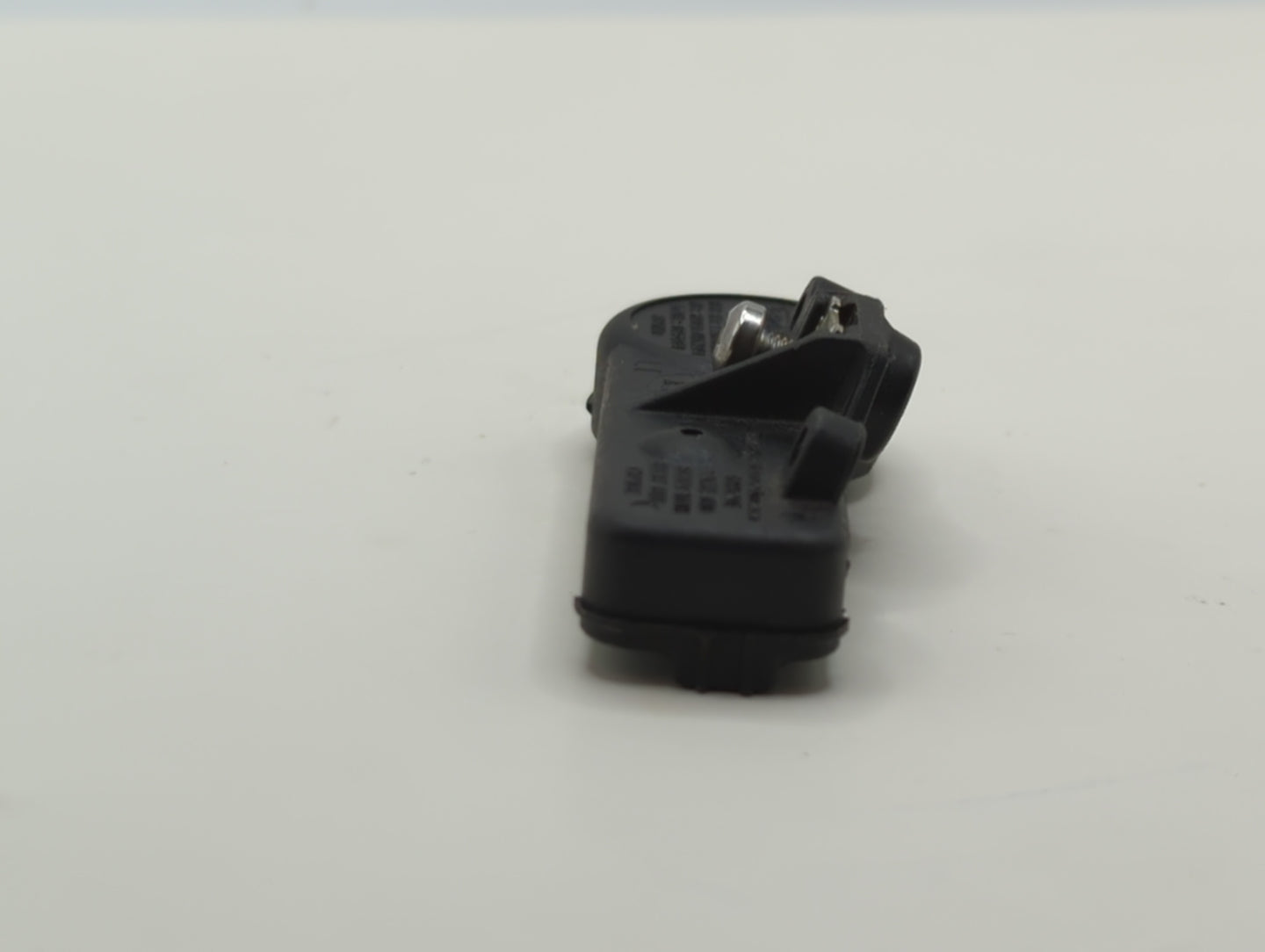 2014 Lincoln Mkz Tire Pressure Monitoring System Sensor Tpms - Oemusedautoparts1.com