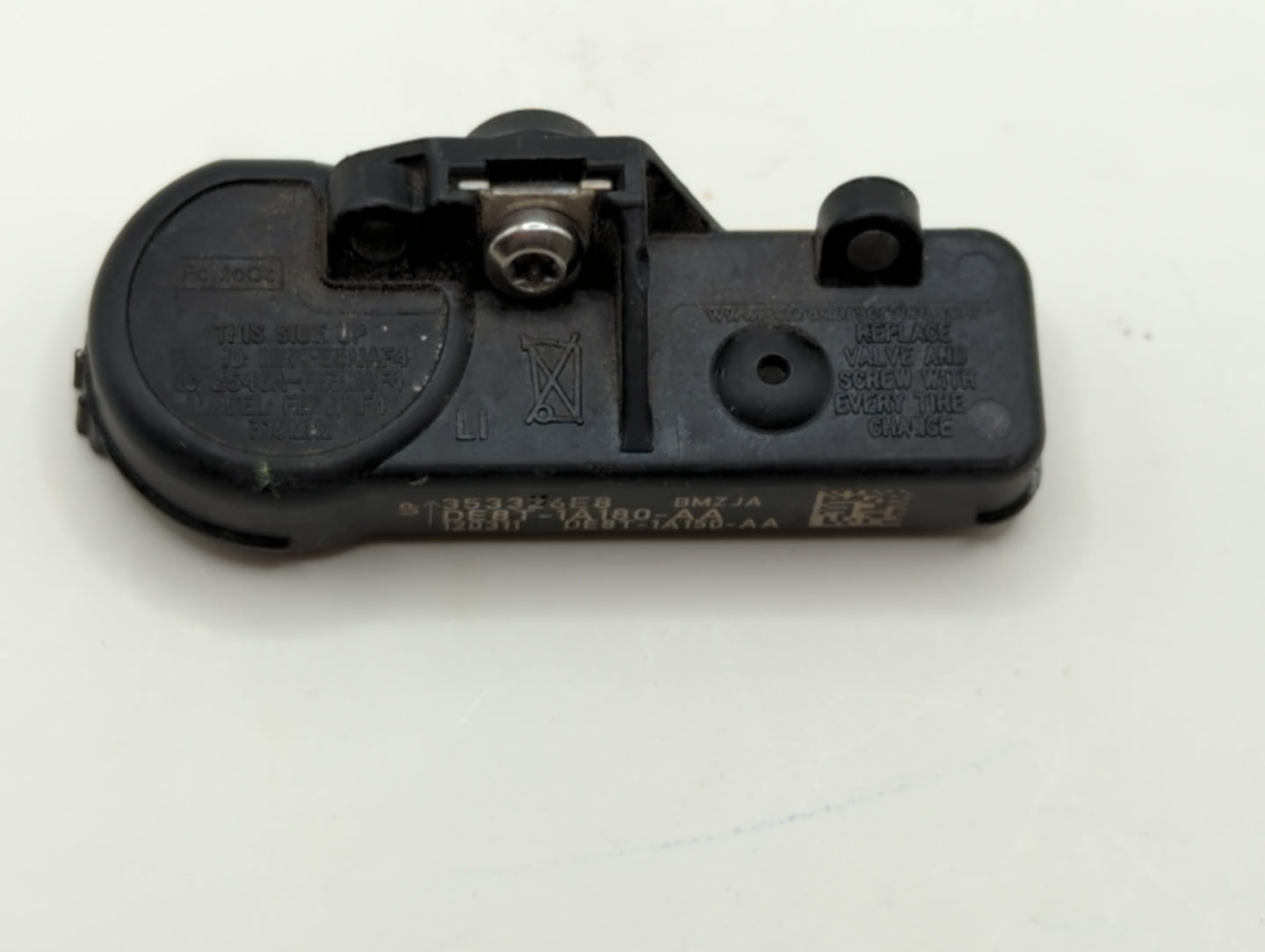 2014 Lincoln Mkz Tire Pressure Monitoring System Sensor Tpms - Oemusedautoparts1.com